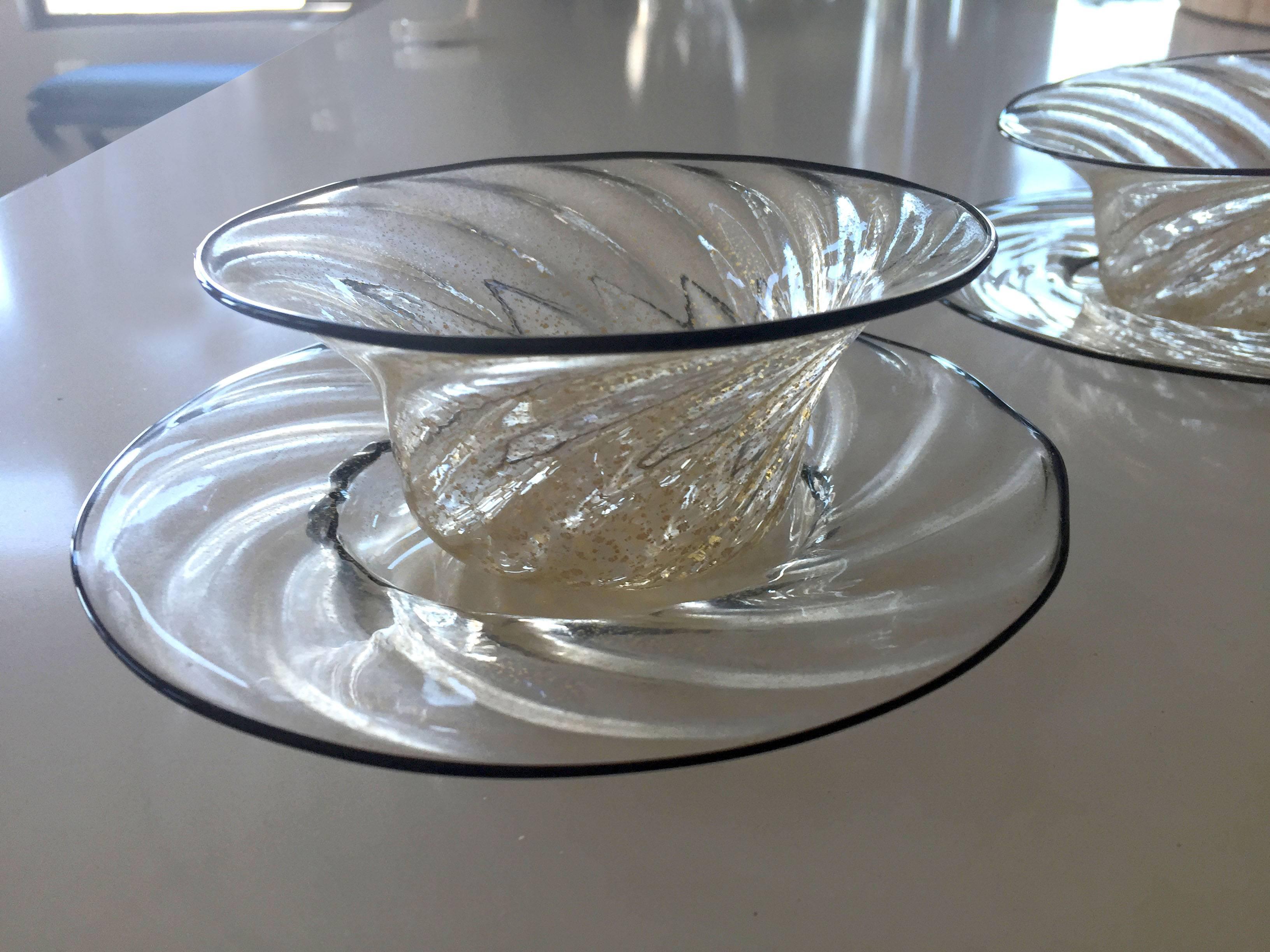 Set of six hand blown Murano glass dessert bowls with saucers, circa 1930, Venice.