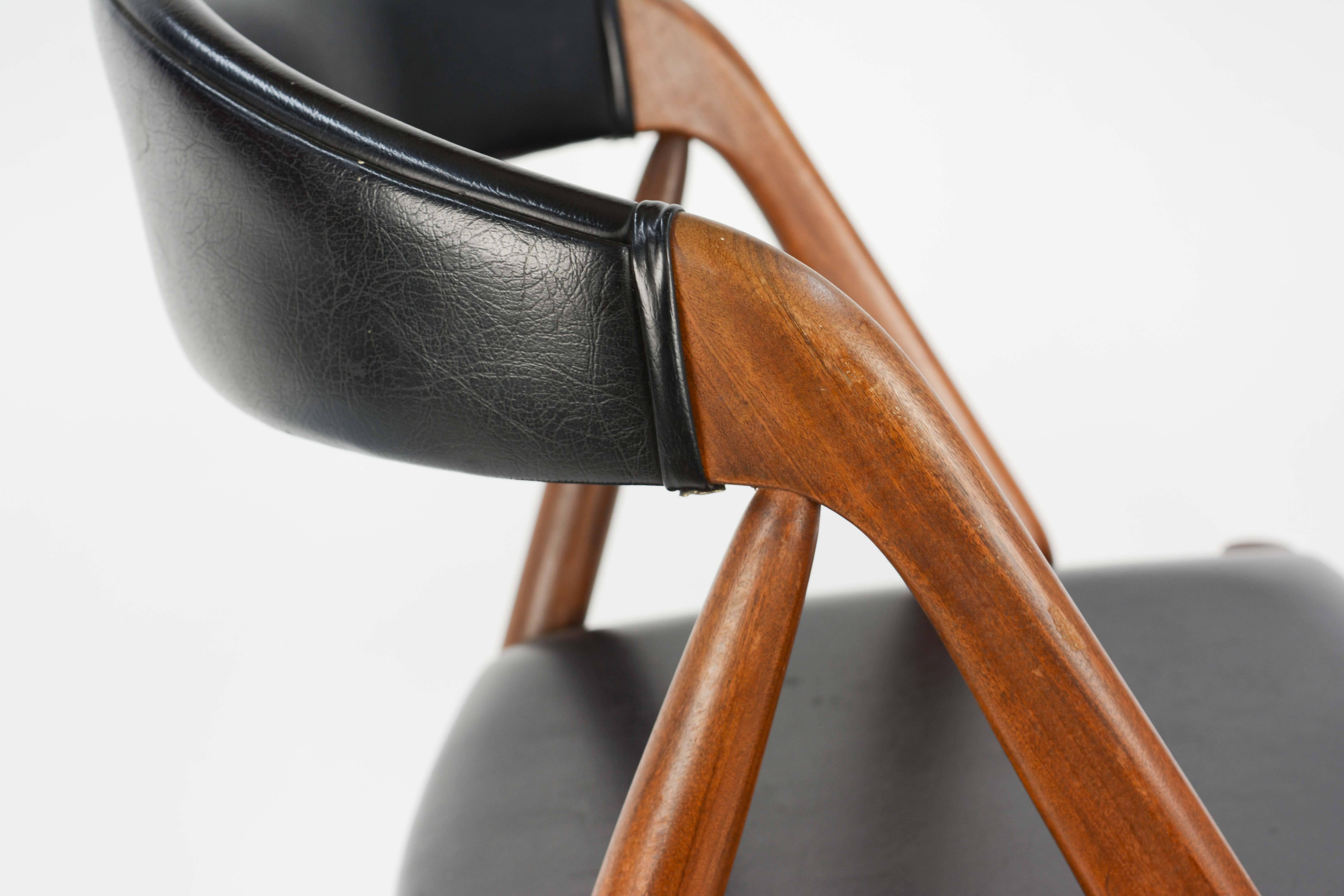 Mid-20th Century Set of Four Kai Kristiansen Model 31 Teak Dining Chairs with Leatherette