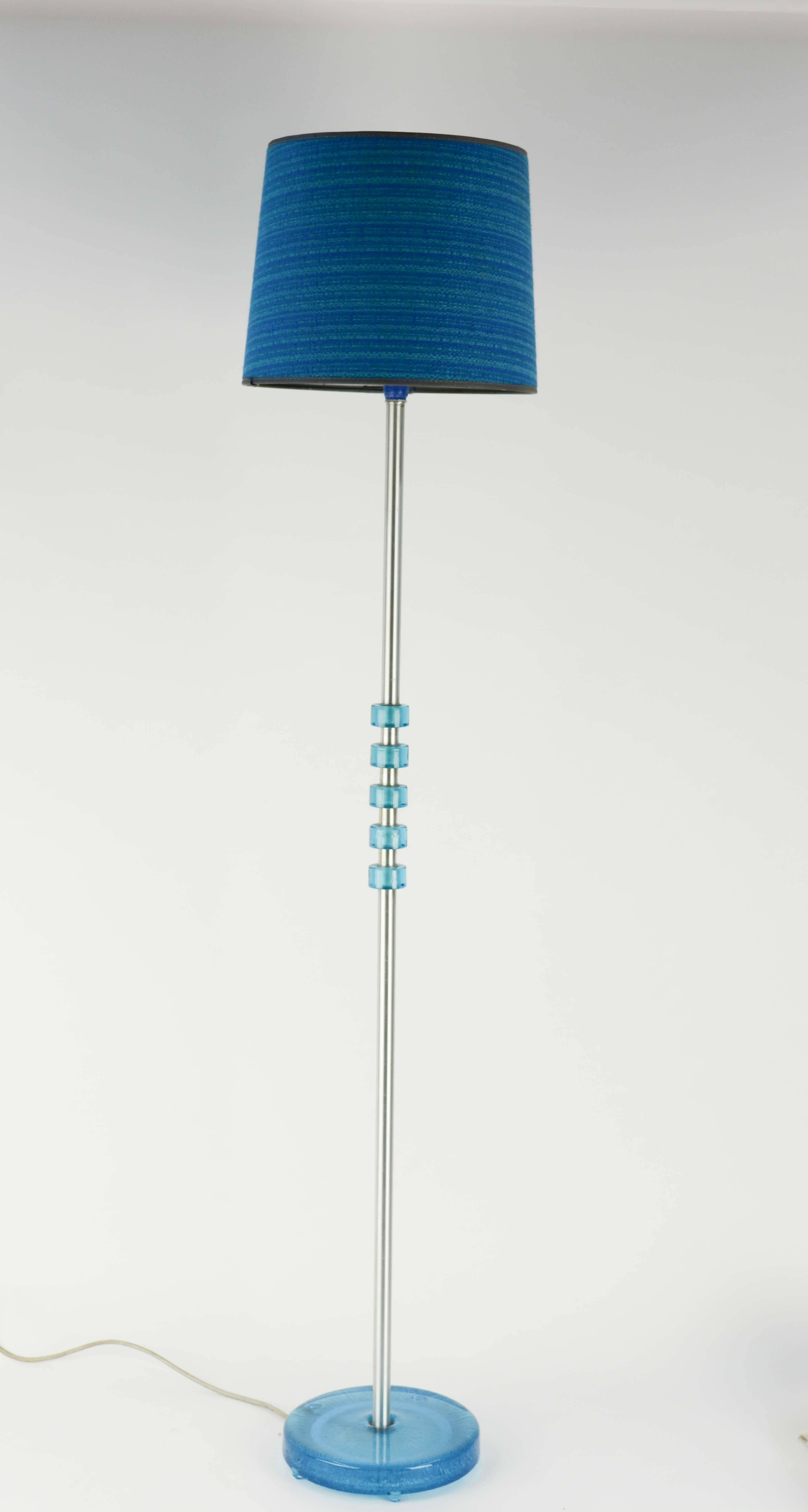Floor lamp designed by Carl Fagerlund for Orrefors, Sweden, circa 1970. Model RD 1990. The original shade is 11.5