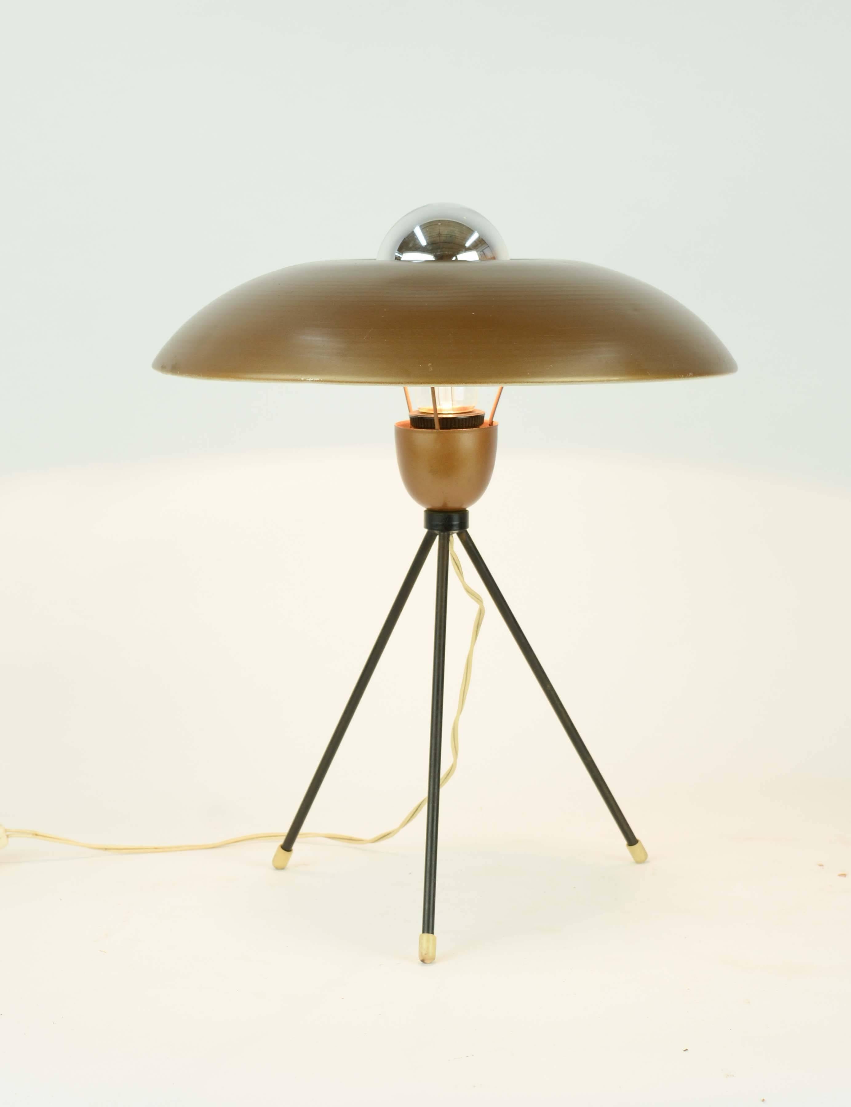Mid-20th Century Very Rare Louis Kaiff Tripod UFO Table Lamp for Phillips