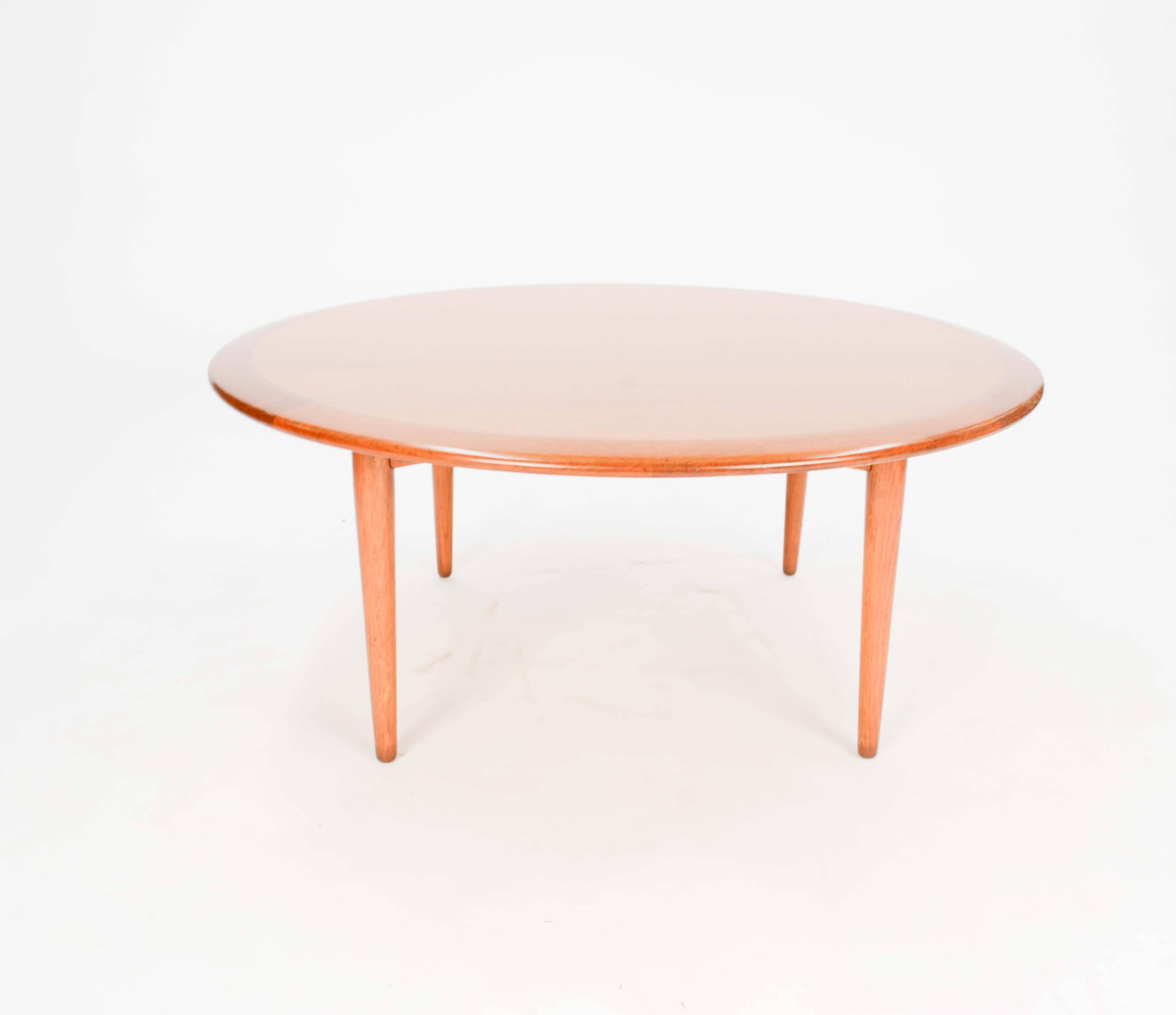 Scandinavian Modern Wonderful Johannes Andersen Coffee Table for CFC Silkeborg of Denmark