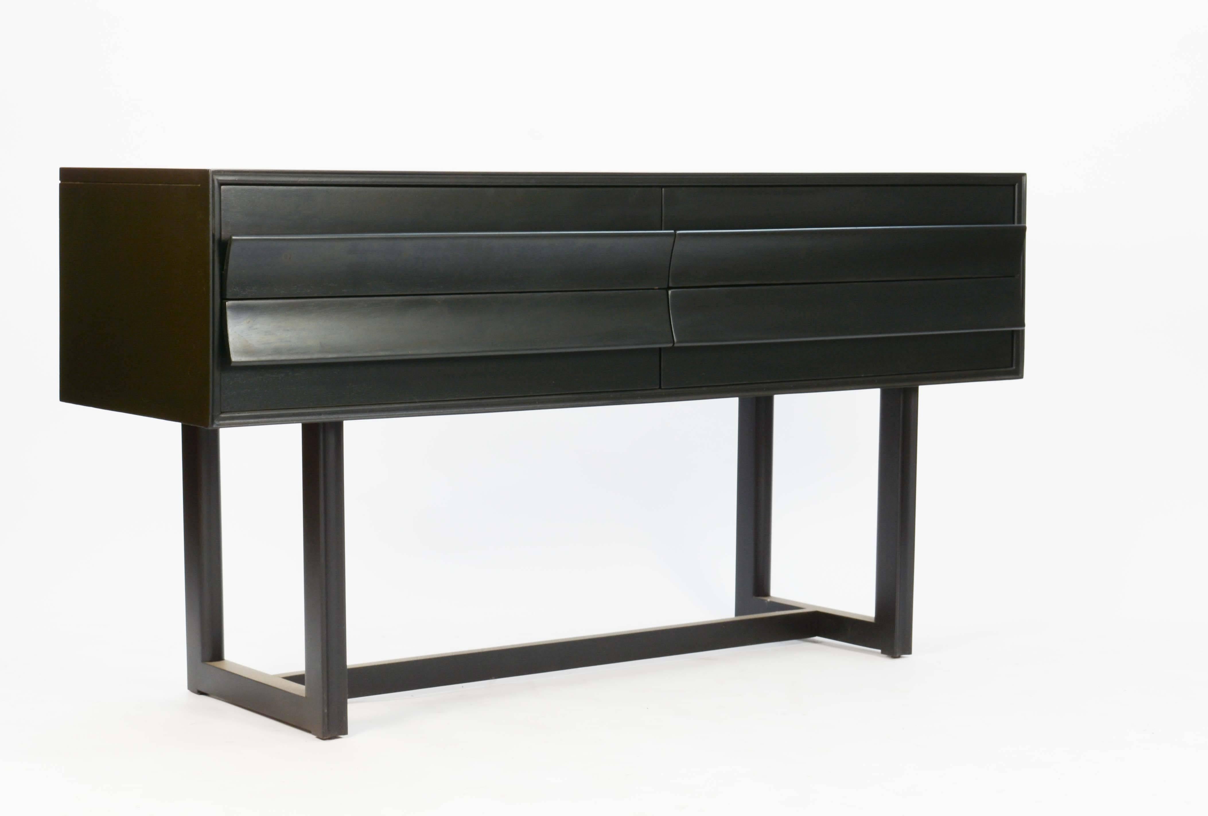 Paul Laszlo sideboard for Brown& Saltman with paddle handles and lacquer finish.