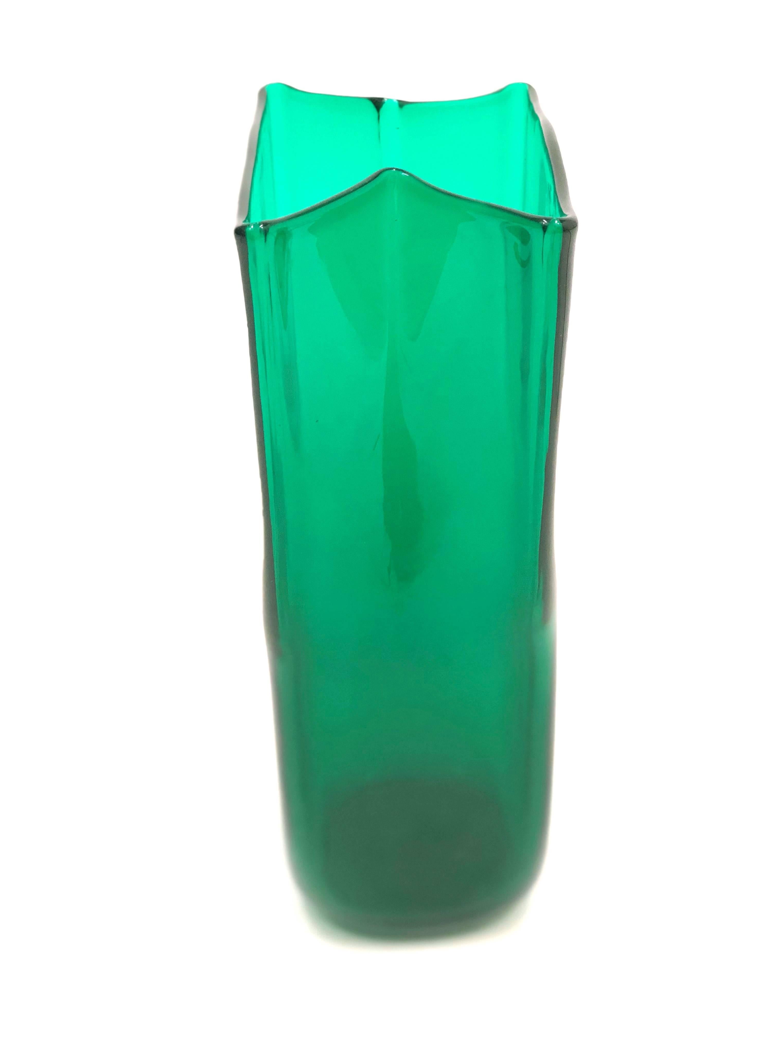 Midcentury Green Folded Glass Vase by Don Shepherd for Blenko In Good Condition For Sale In Portland, OR