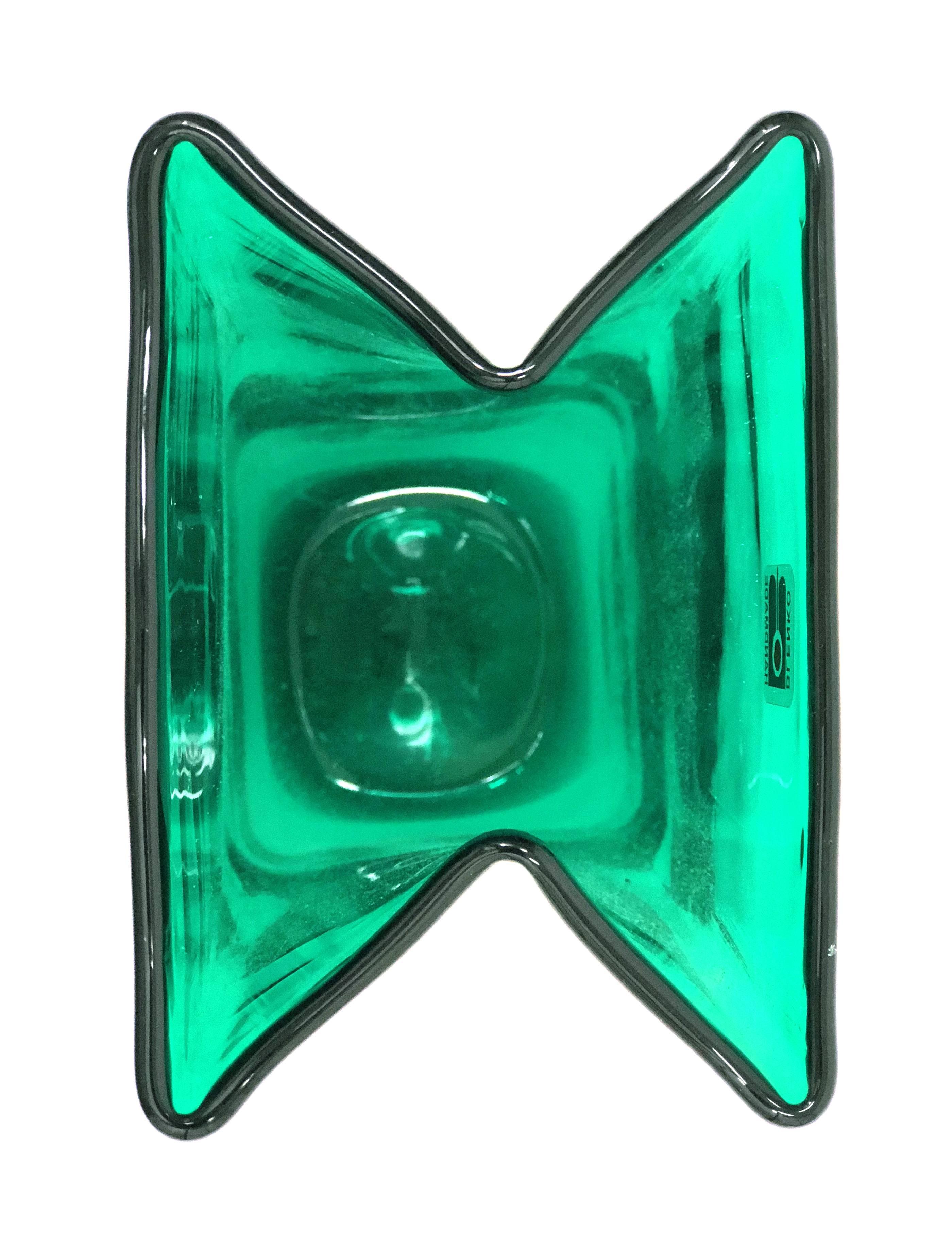 Mid-Century Modern Midcentury Green Folded Glass Vase by Don Shepherd for Blenko For Sale