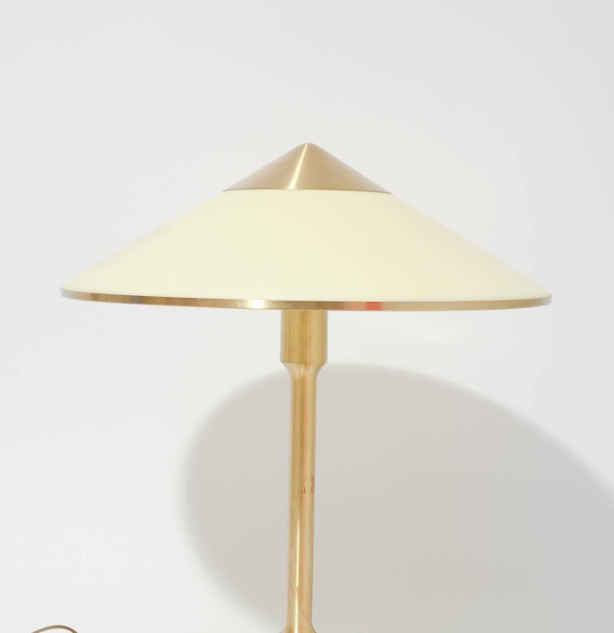 Danish Kongelys 'King' Desk Lamp by Niels Rasmussen Thykier for Fog and Mørup, 1940 For Sale