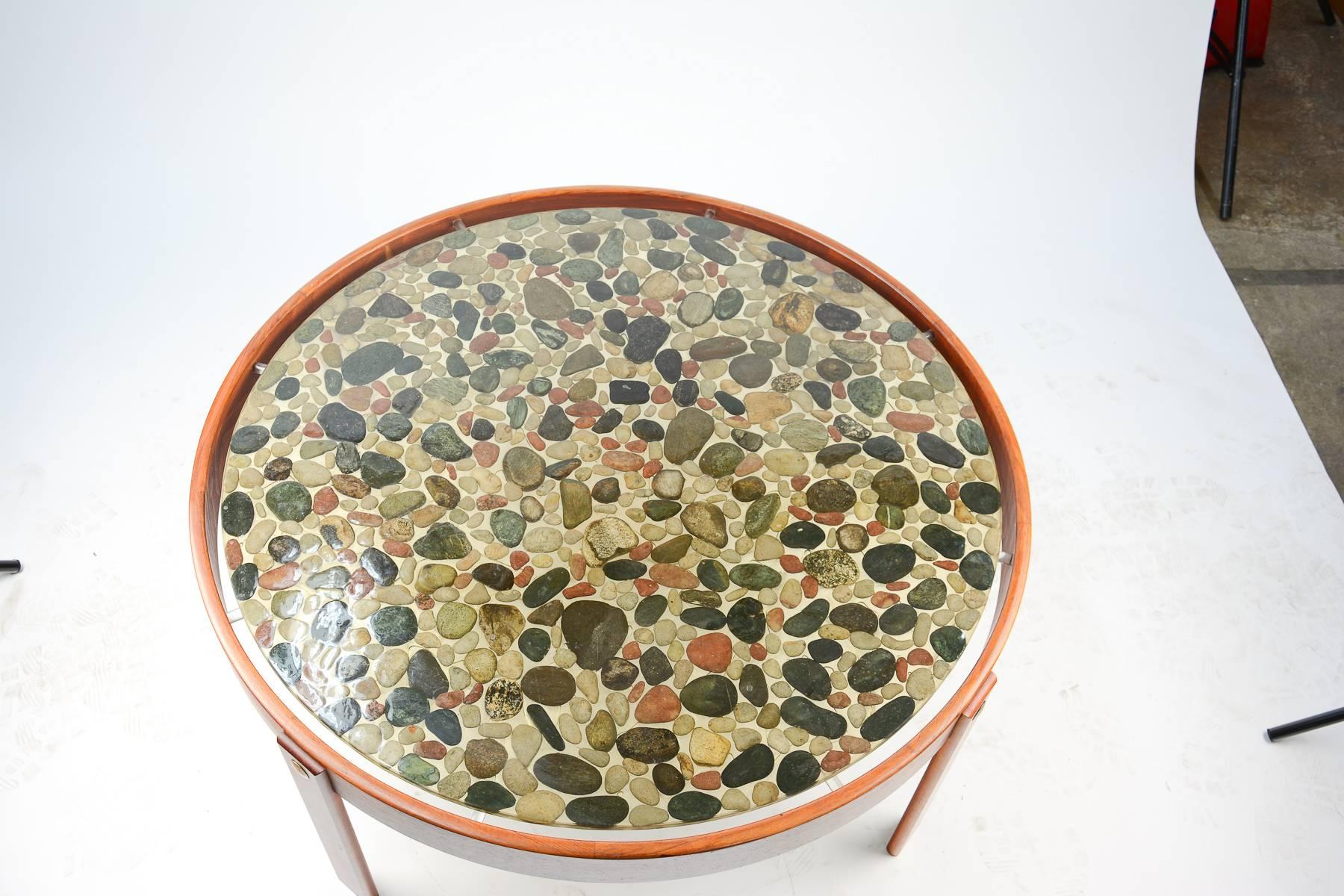river stone coffee table