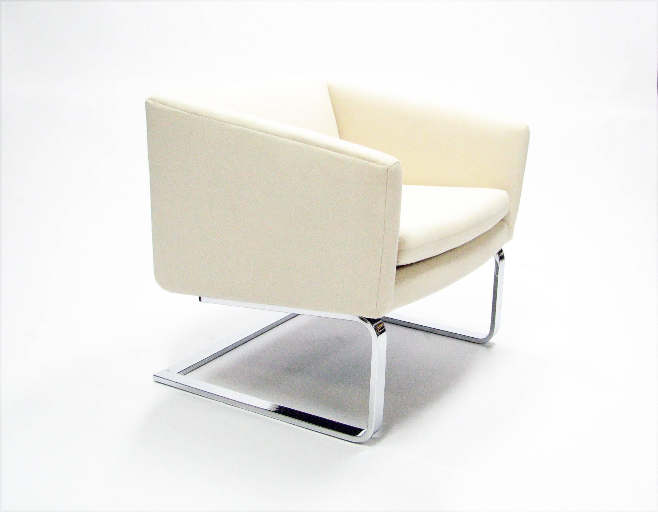 Sculptural Pair of Mid-Century Club Chairs with Chrome Bases and New Fabric In Excellent Condition For Sale In Portland, OR