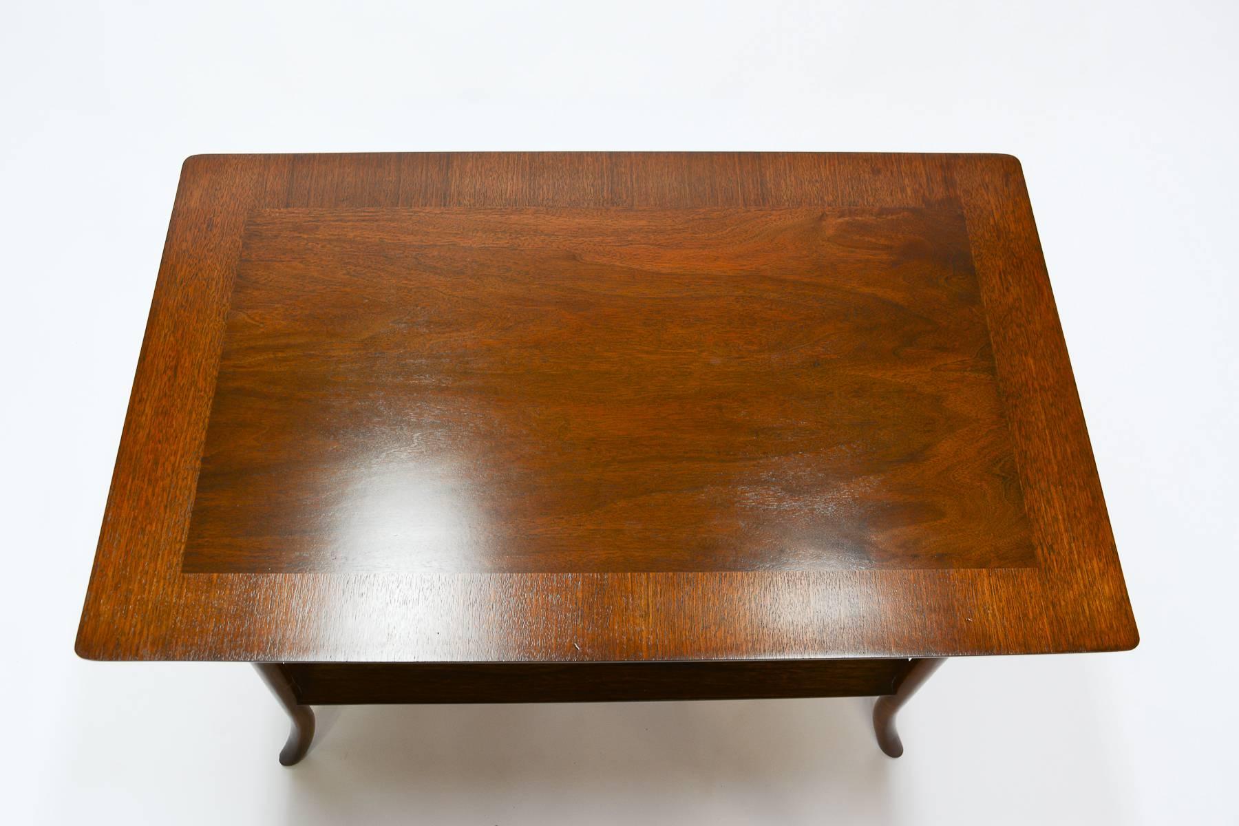 T. H. Robsjohn-Gibbings Side Table for Widdicomb with Crossed-Veneer Top In Good Condition For Sale In Portland, OR