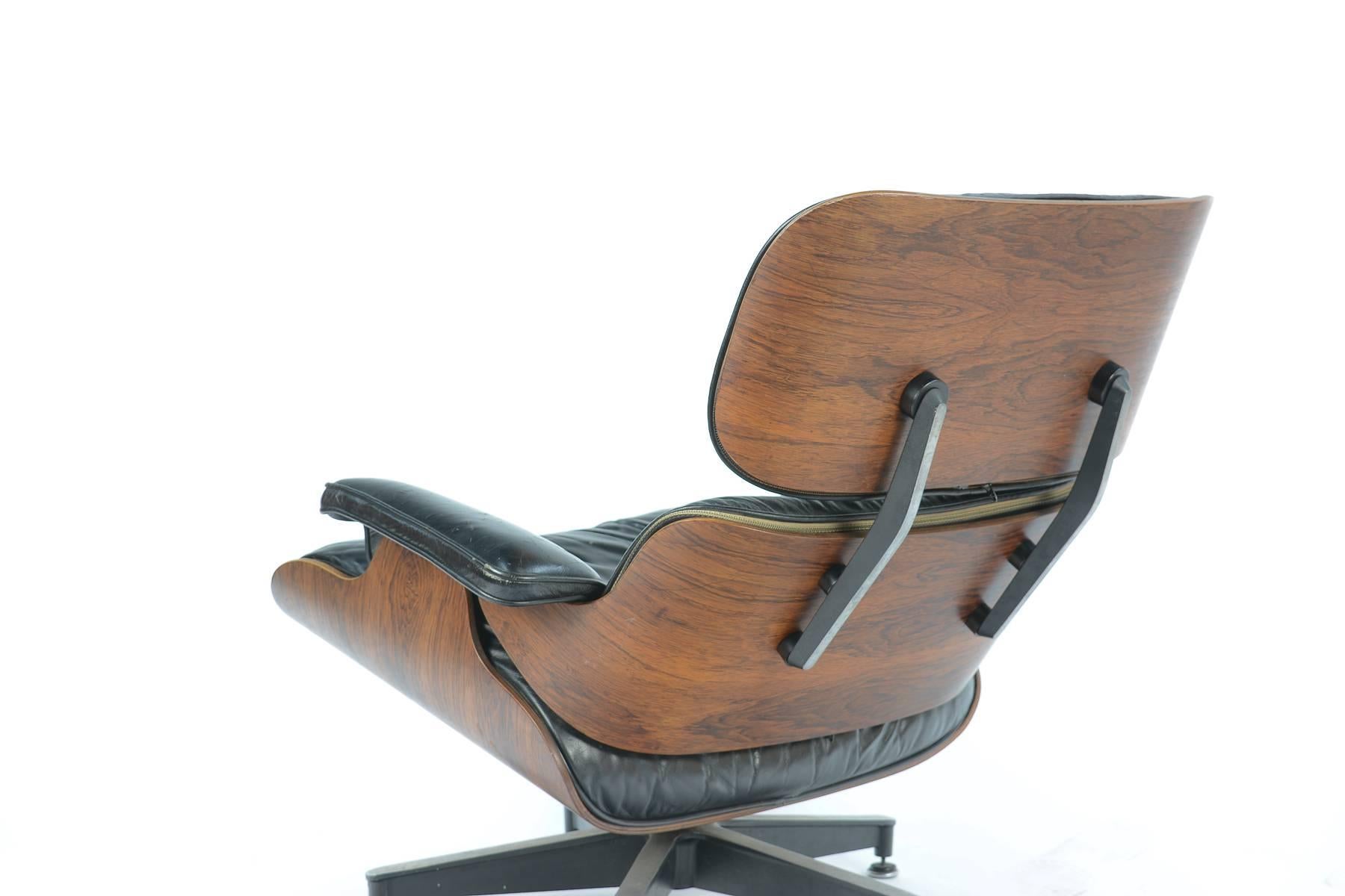 Late 20th Century Iconic Ray and Charles Eames for Herman Miller 670 & 671 Rosewood Lounge Chair