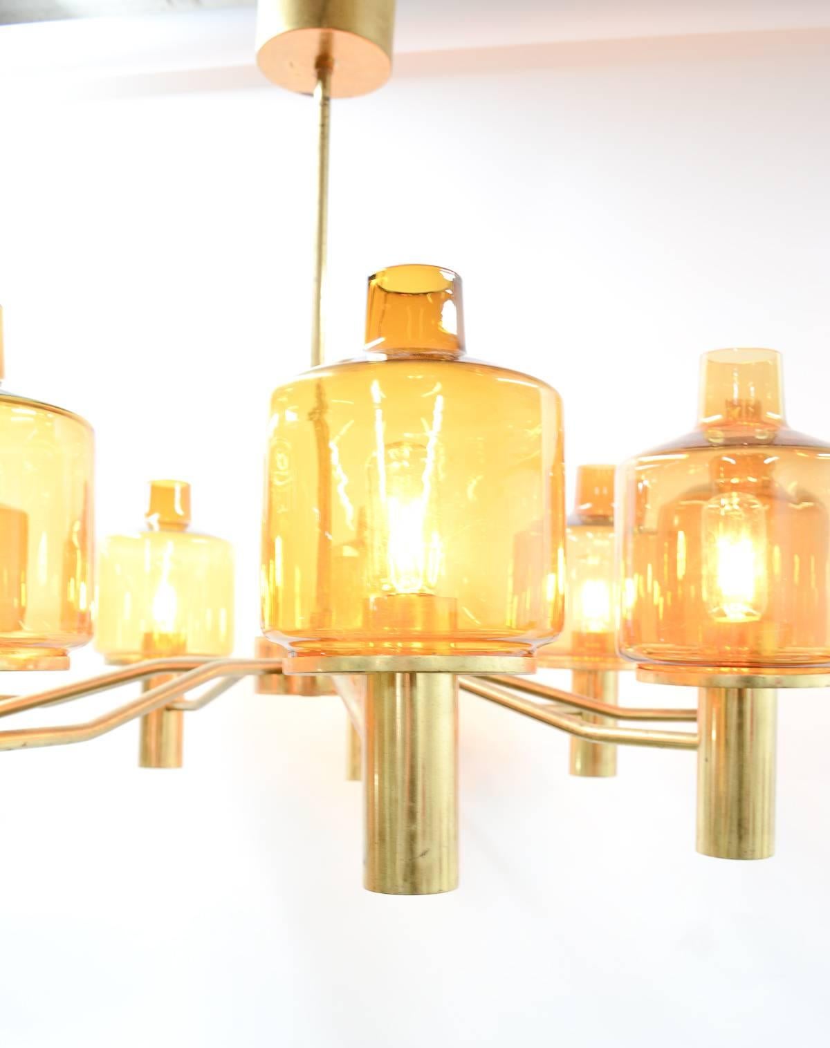 Hans-Agne Jakobsson Nine-Arm Brass Chandelier with Amber Glass In Good Condition In Portland, OR