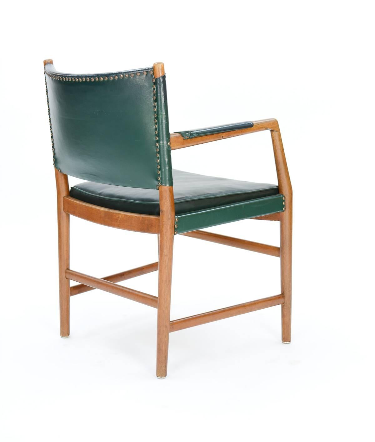 First Production Hans Wegner Aarhus City Hall Desk Chair for Planmobler, 1940 In Good Condition In Portland, OR