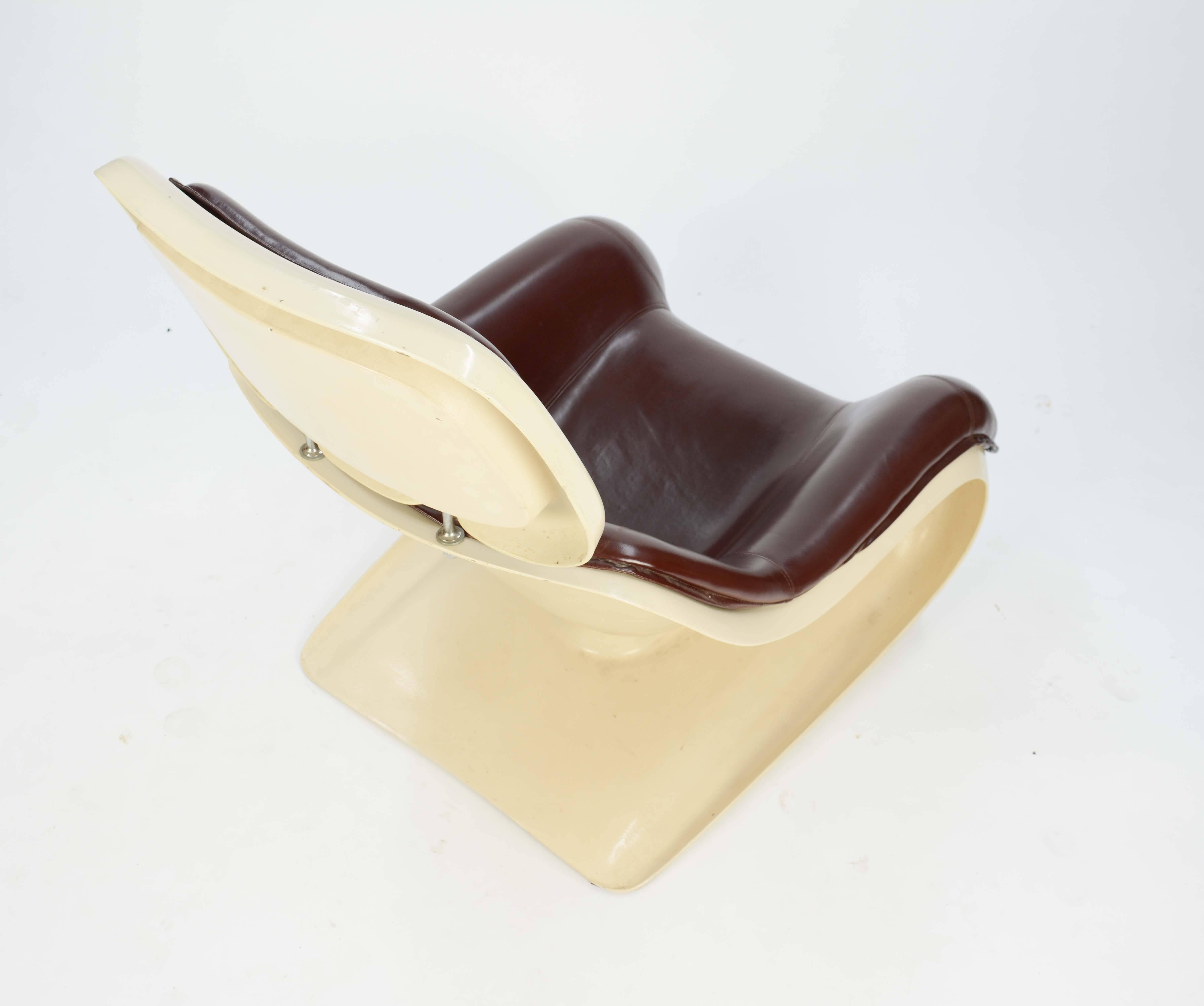 Late 20th Century Beautiful and Sensual Klaus Uredat Targa Lounge Chair and Ottoman for Horn
