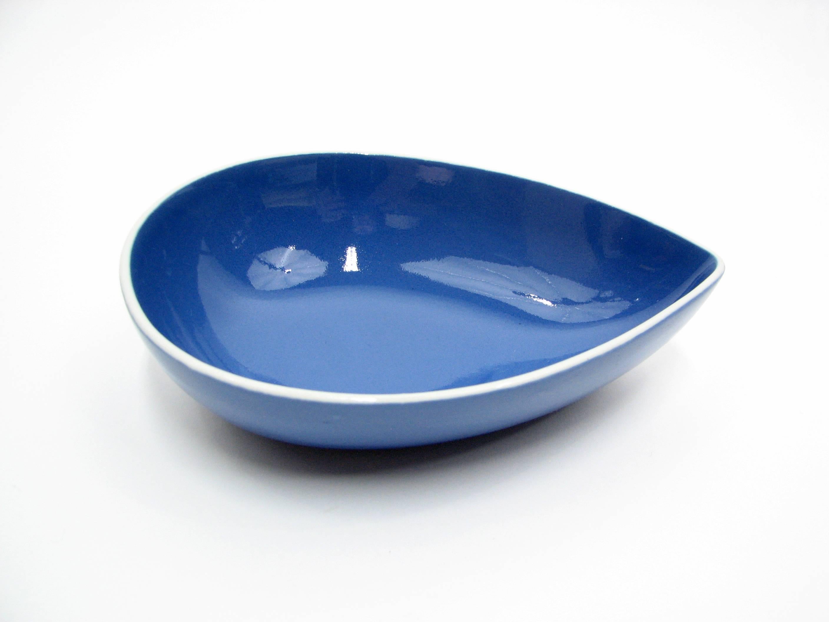 Ceramic Pristine Blue Teardrop Bowl by Stig Lindberg for Gustavsberg