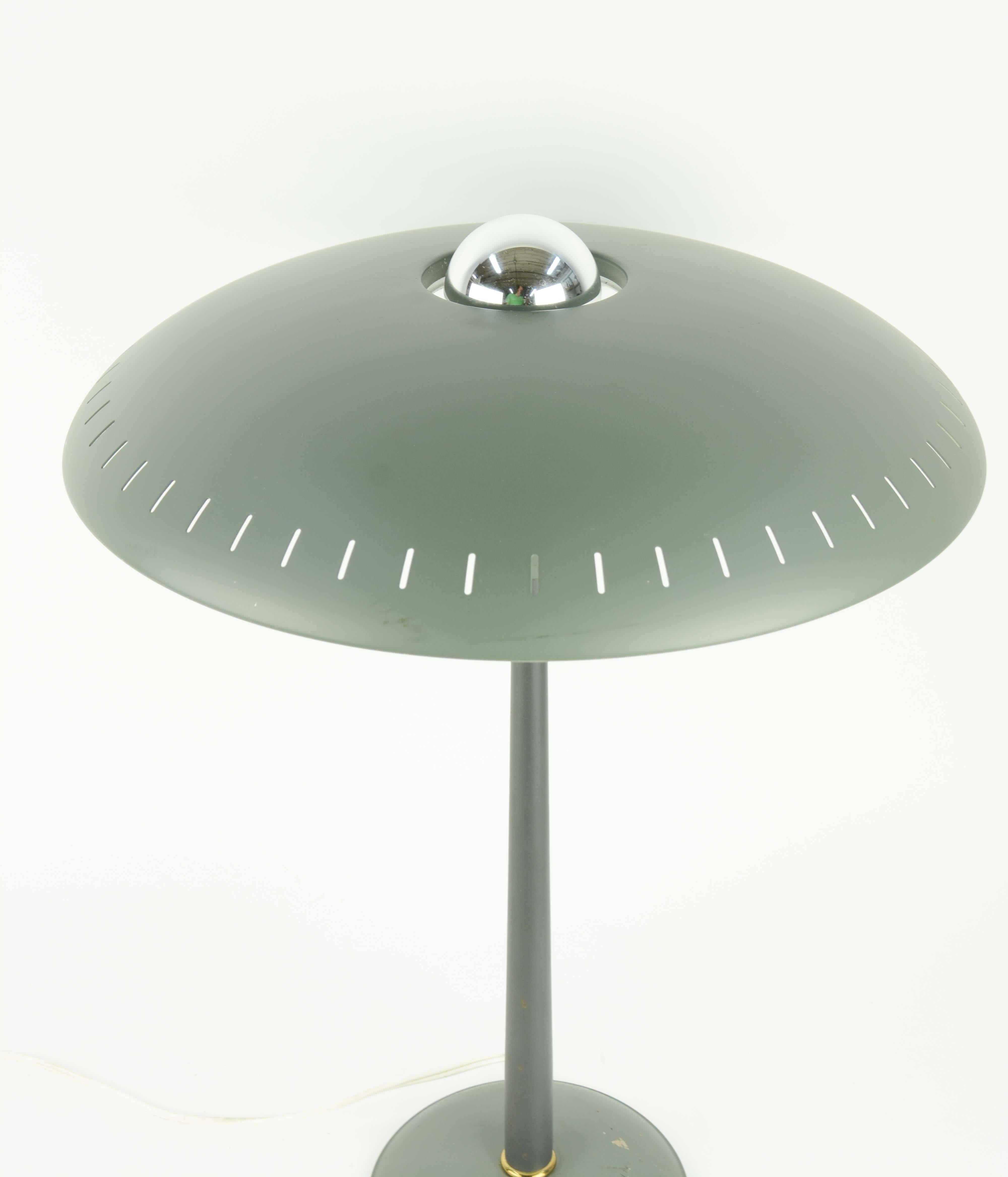 Louis Kaiff UFO Table Lamp in Green for Phillips In Good Condition In Portland, OR