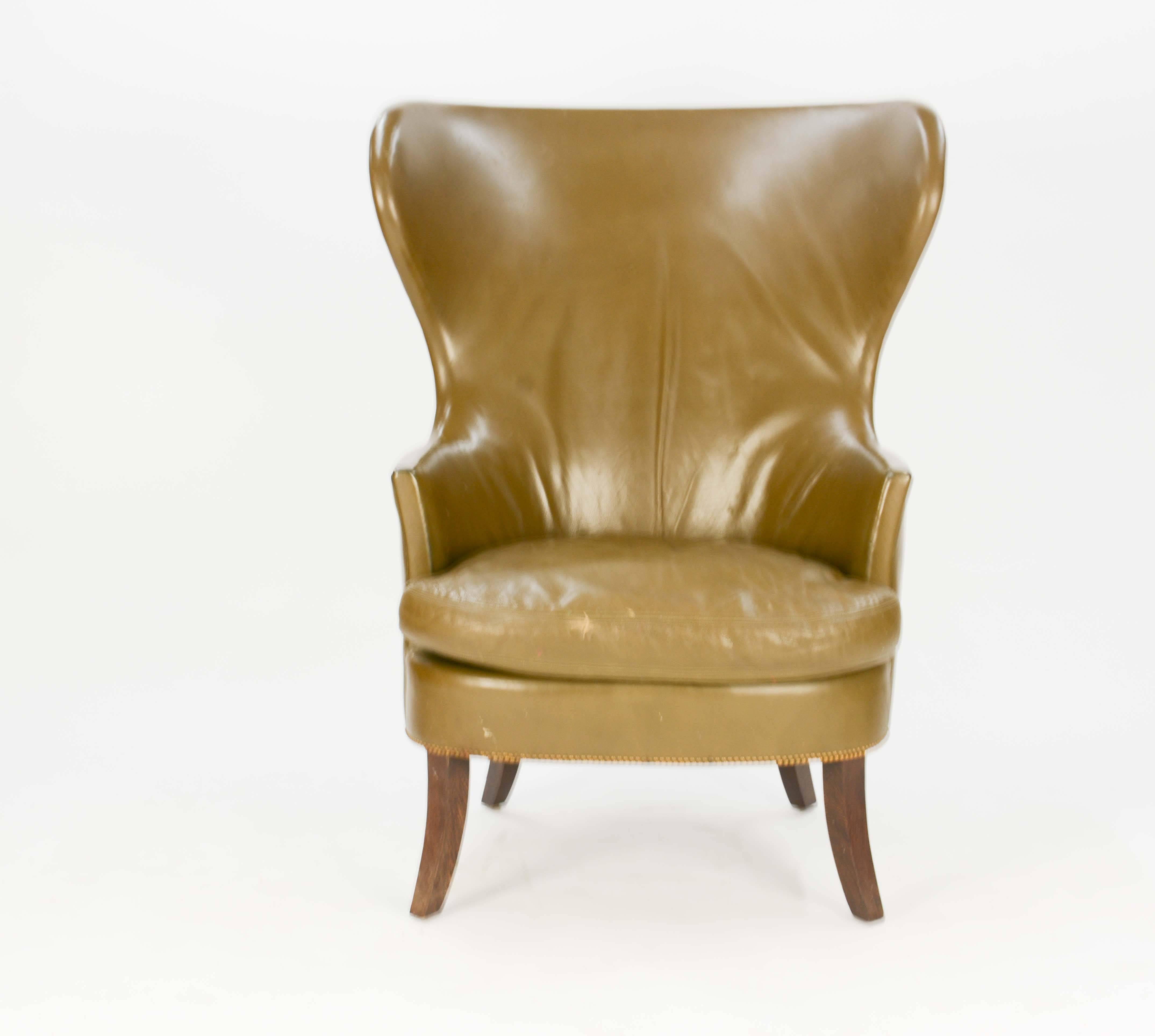 Scandinavian Modern Pair of Custom Made-to-Order Regal Wingback Club Chairs For Sale