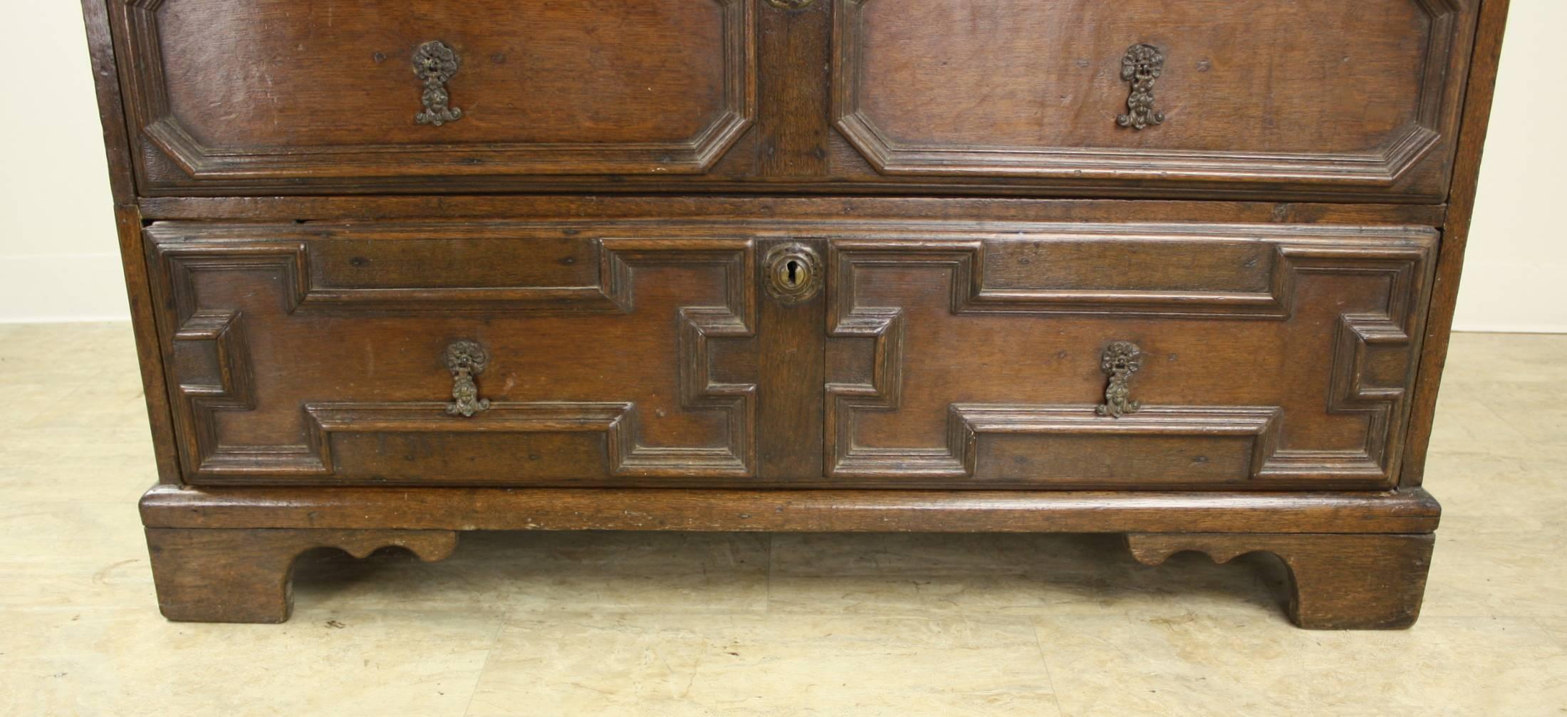 Early Period Oak Chest of Drawers 3