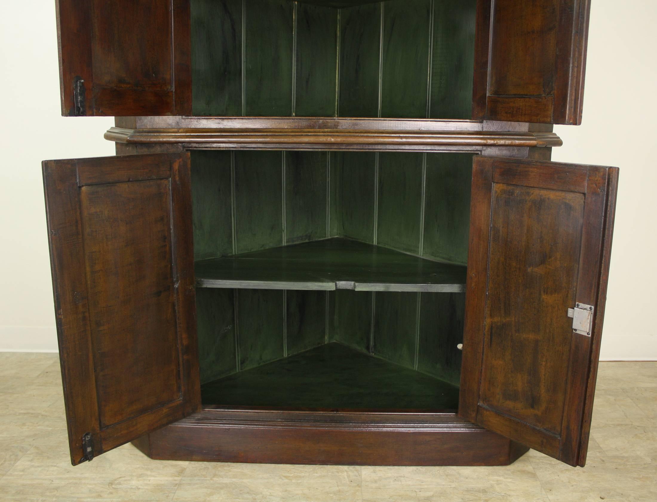 English Faux painted Pine Corner Cupboard For Sale
