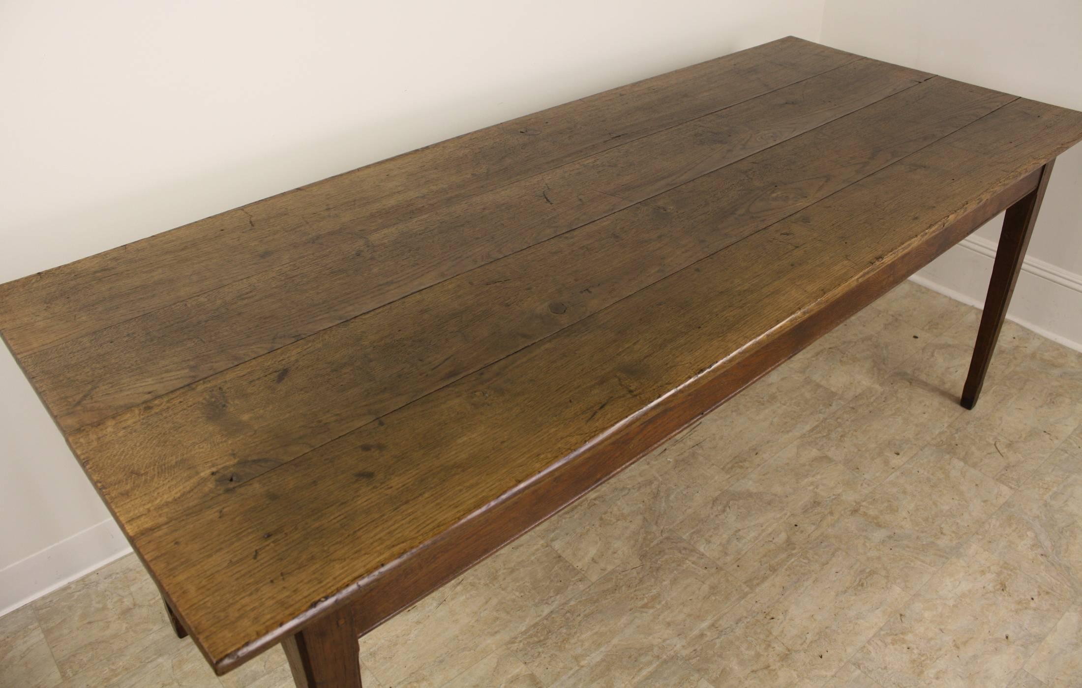 Handsome Antique Oak Farm Table In Good Condition In Port Chester, NY