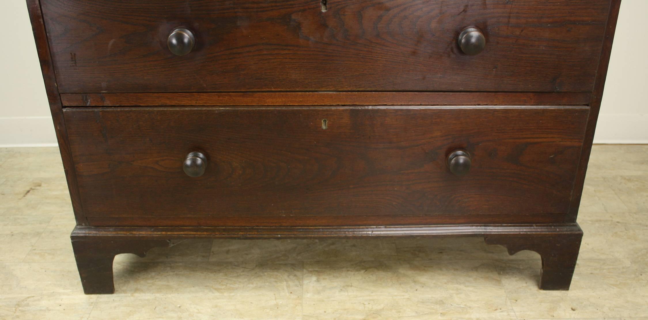 Welsh Period Oak Chest of Drawers 6