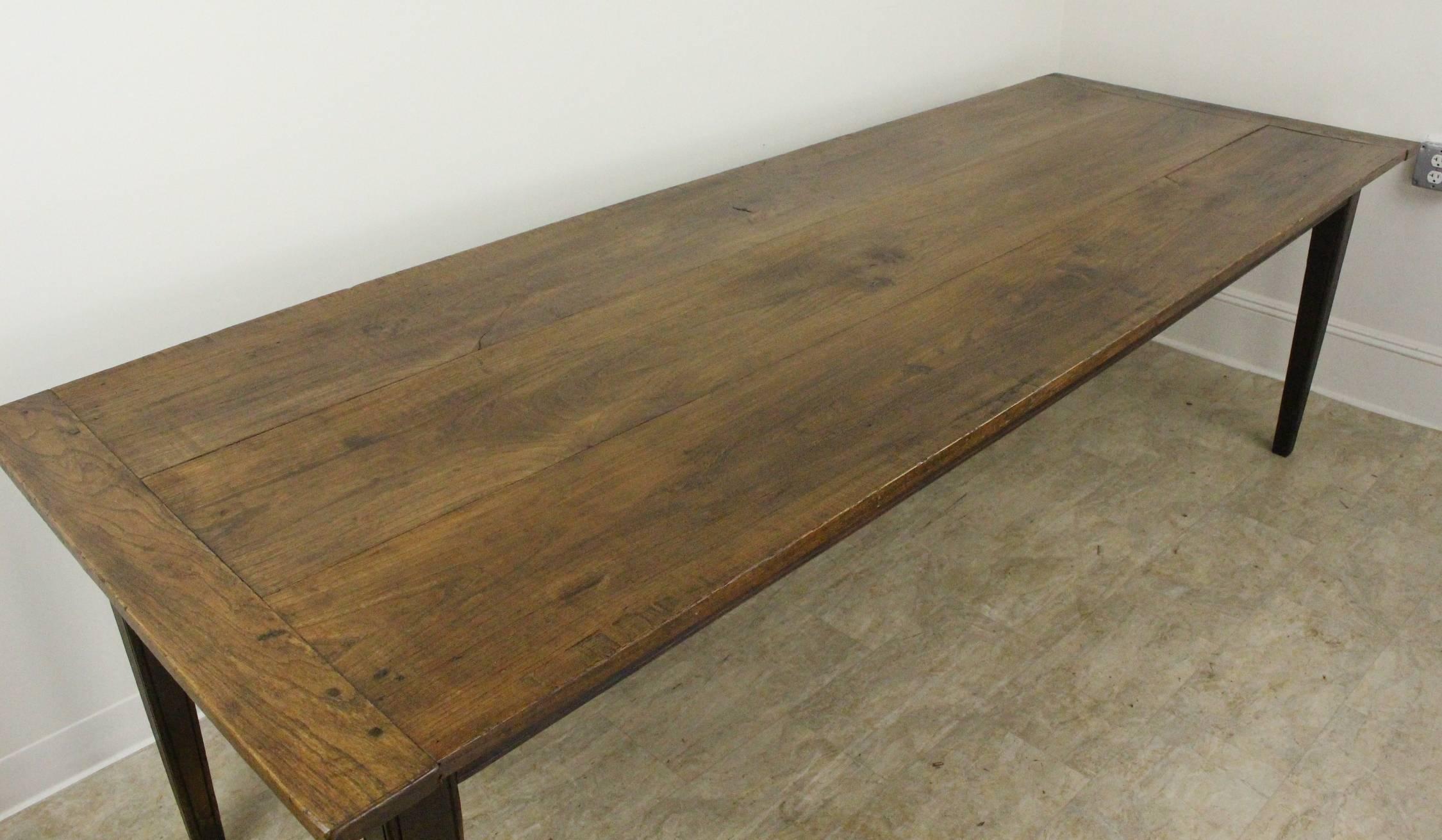 Large Antique Elm Farm Table In Good Condition In Port Chester, NY