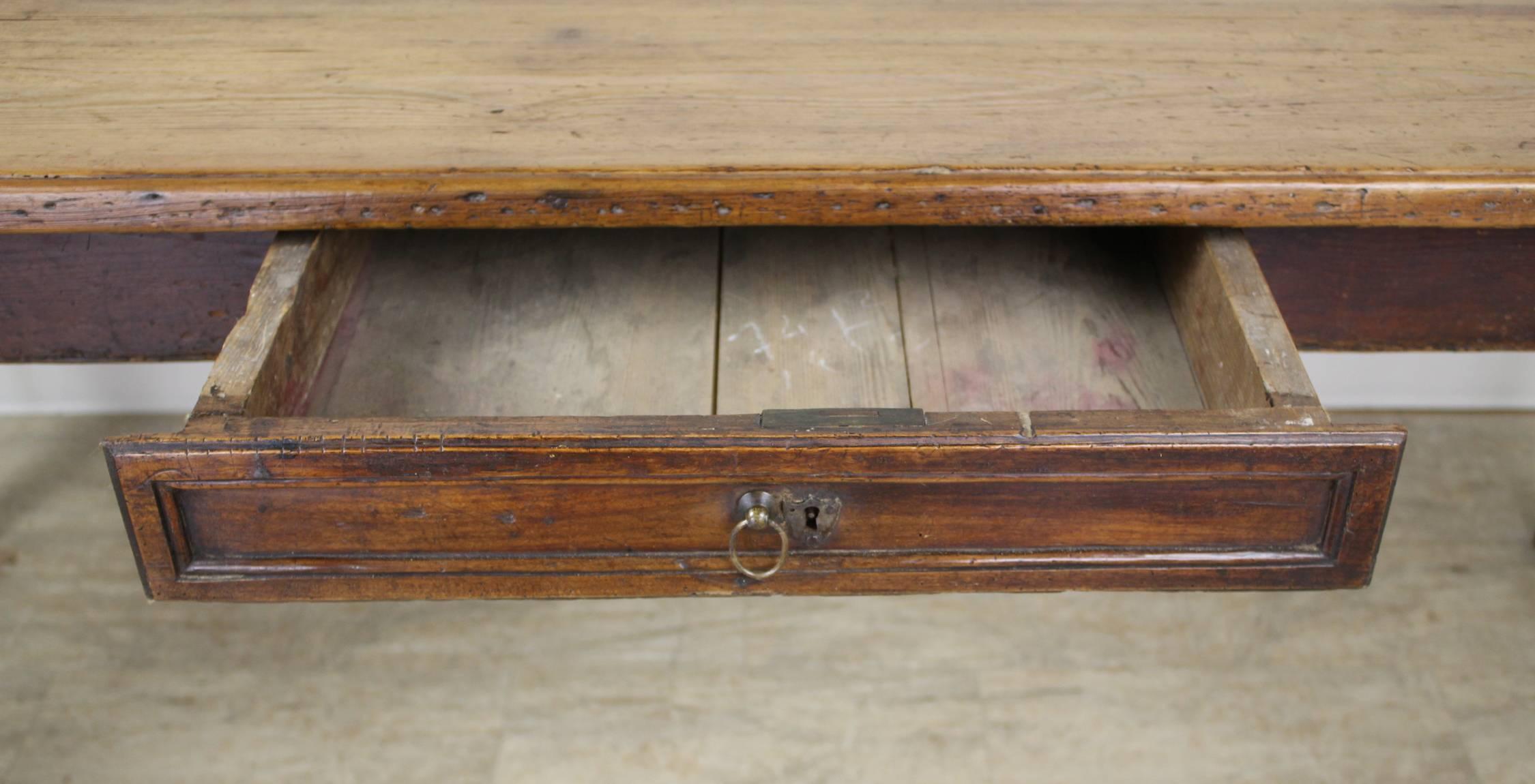 Antique Pine Farm Table with Single Drawer and Decorative Edge 3