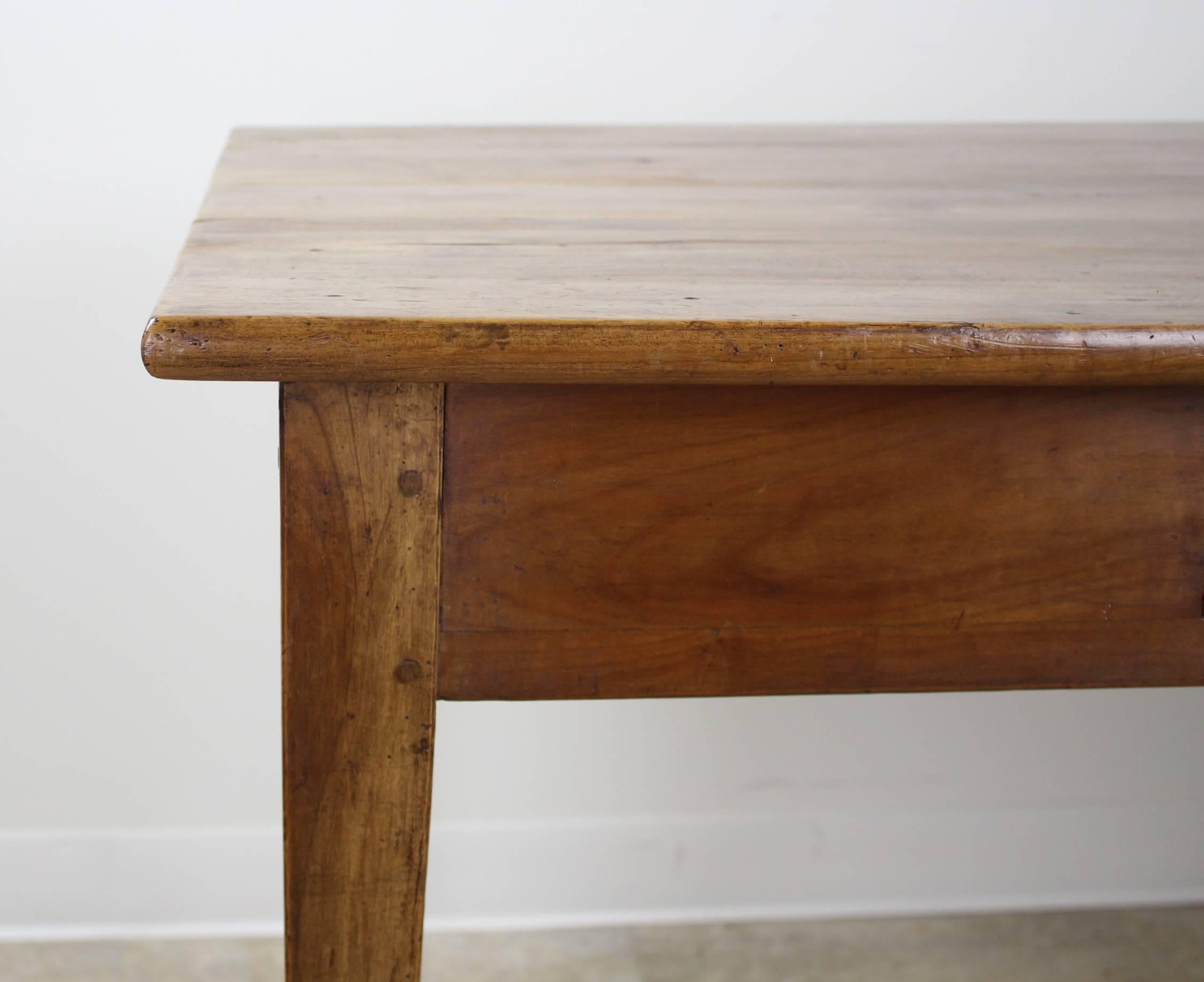 Beautifully Grained Antique Cherry Writing Table 2