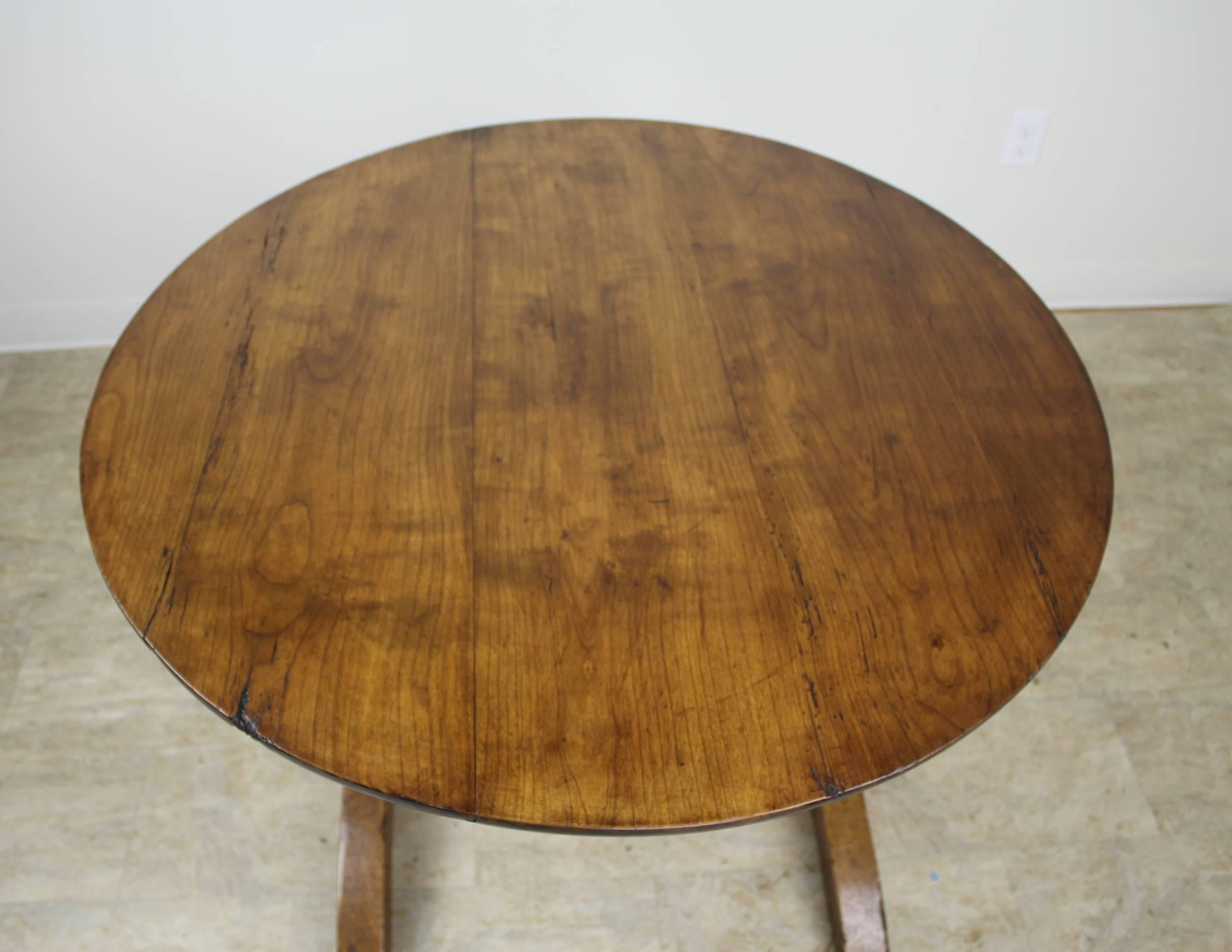 Antique French Cherry Tilt-Top Wine Table In Good Condition In Port Chester, NY