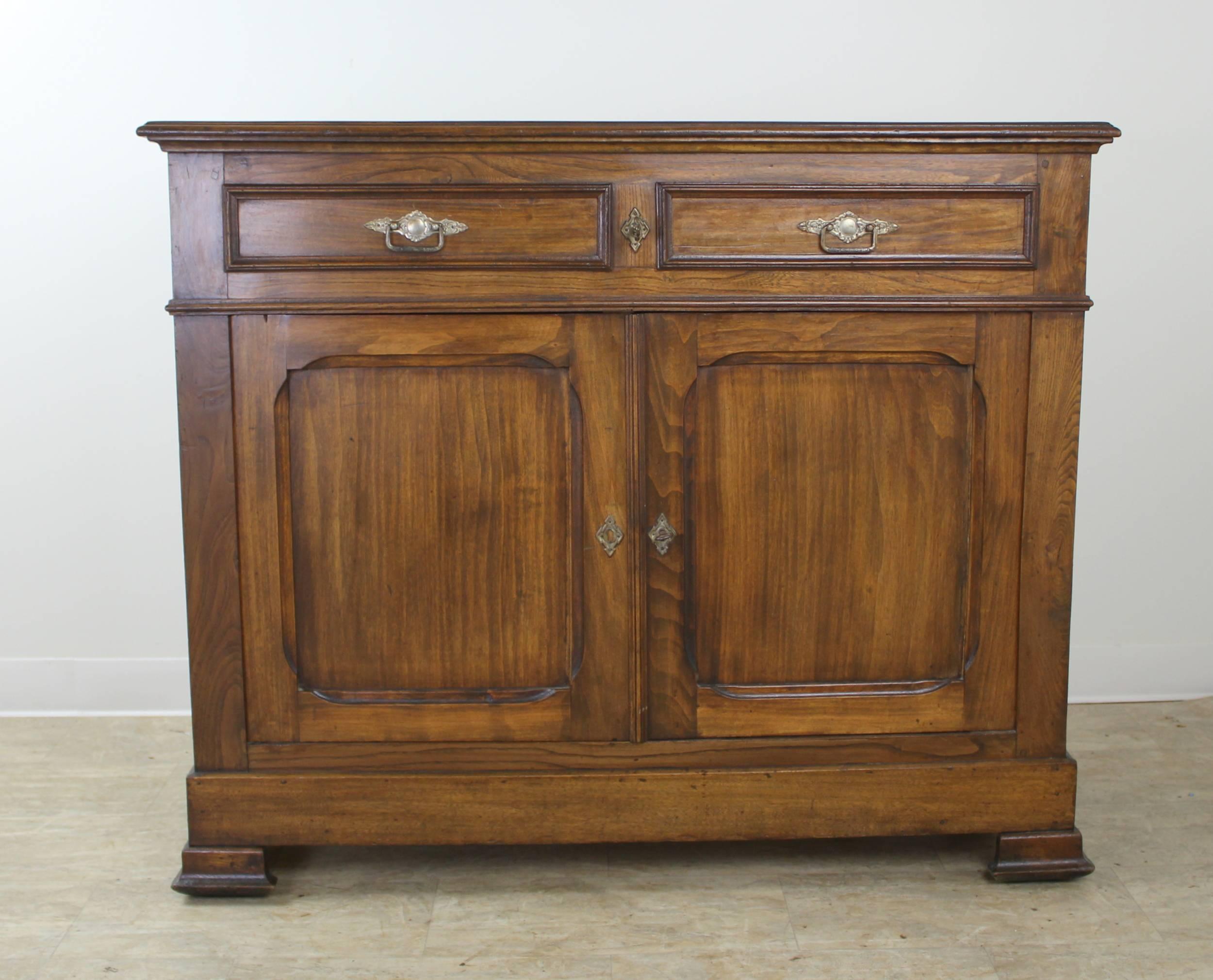 Antique French Two-Door Elm Buffet In Good Condition In Port Chester, NY