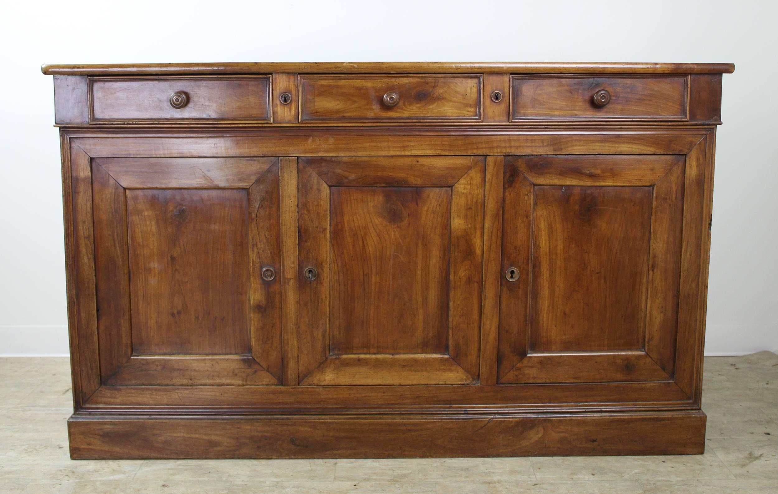 Antique French Cherry Enfilade In Good Condition In Port Chester, NY