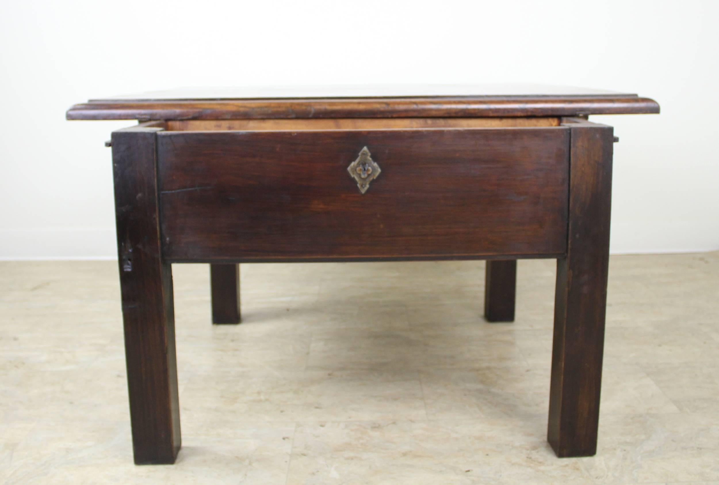 Antique Elm Coffee Table with a Floating Top For Sale 2