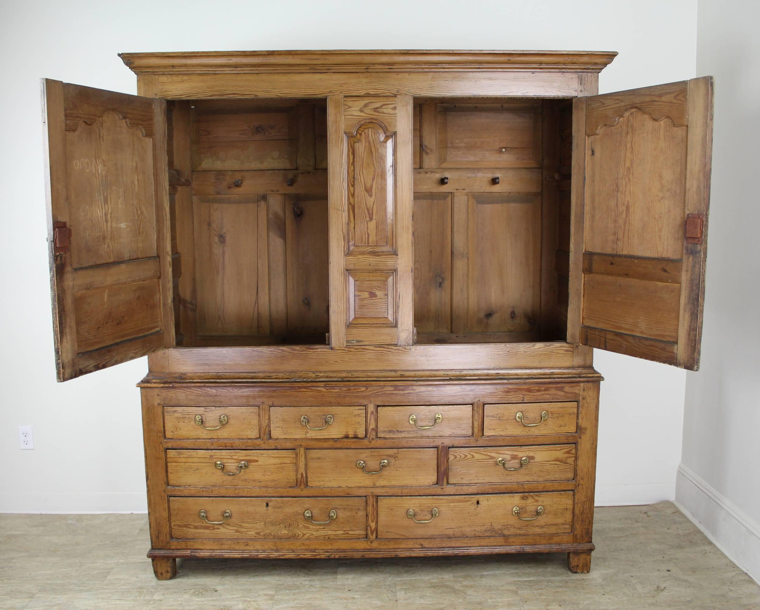 Spectacular 18th Century Welsh Pine Cupboard In Good Condition In Port Chester, NY