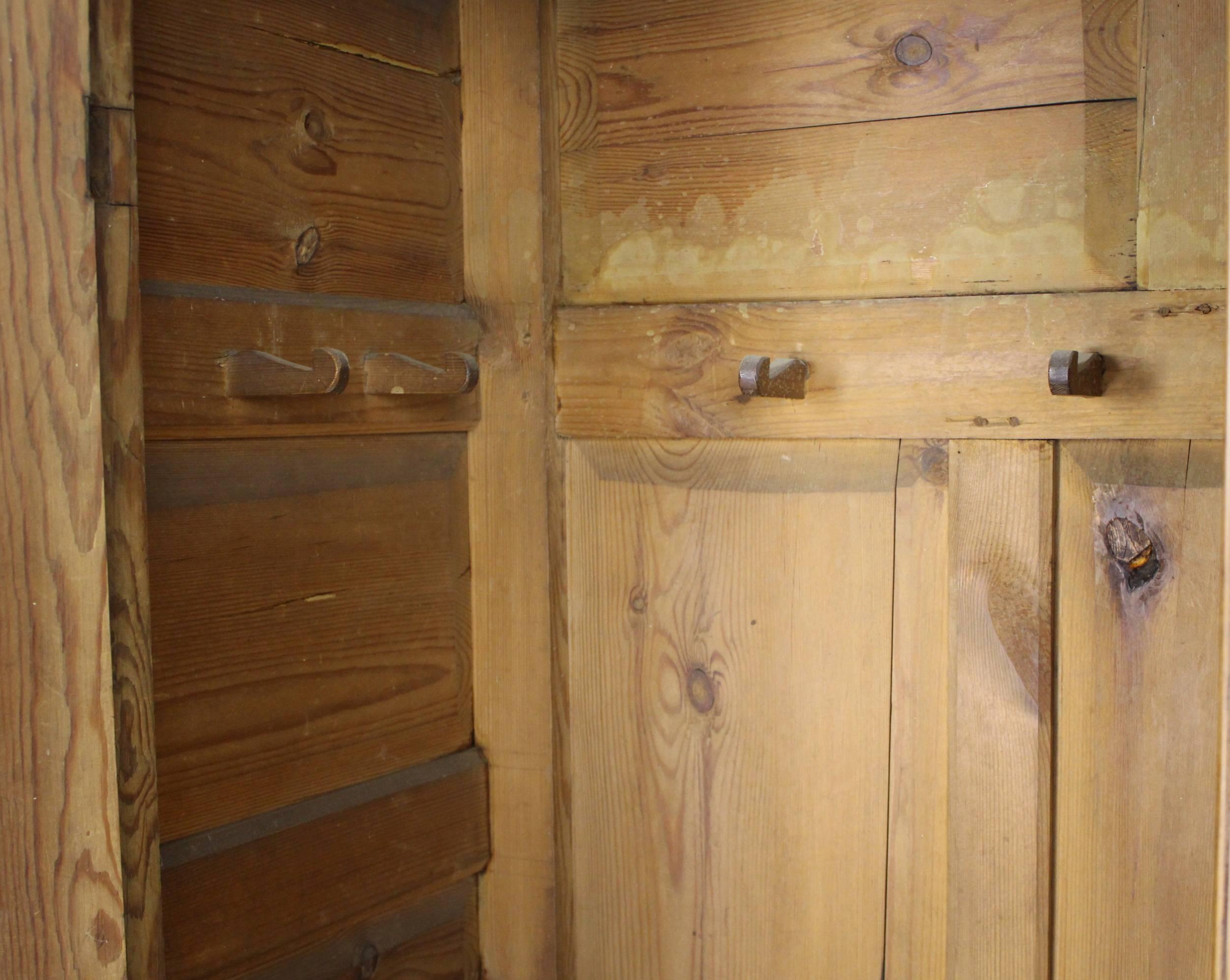 18th Century and Earlier Spectacular 18th Century Welsh Pine Cupboard
