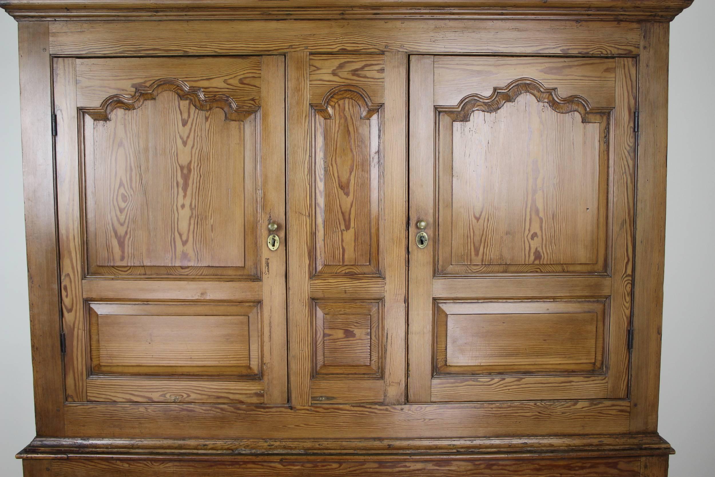 Spectacular 18th Century Welsh Pine Cupboard 2