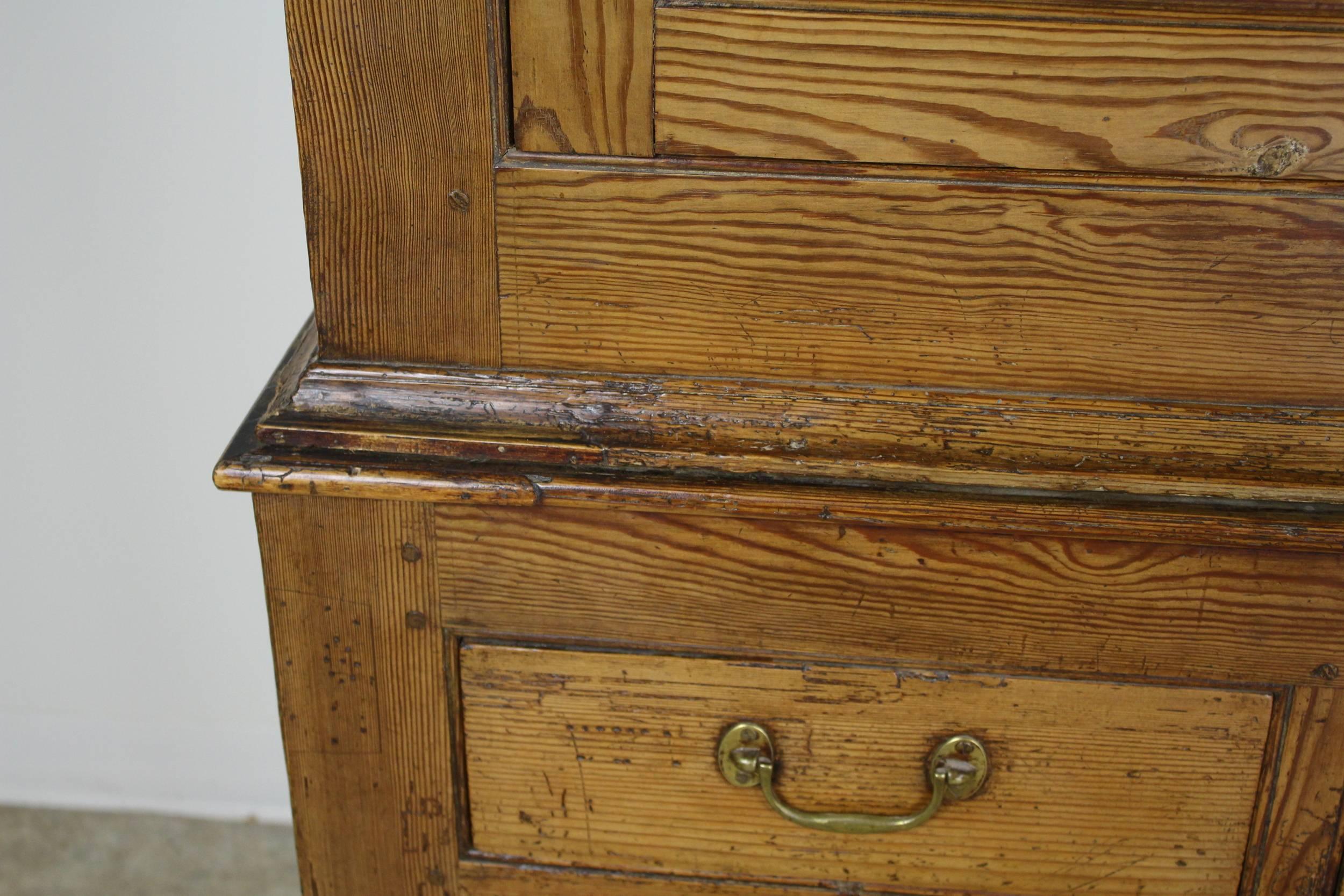 Spectacular 18th Century Welsh Pine Cupboard 3