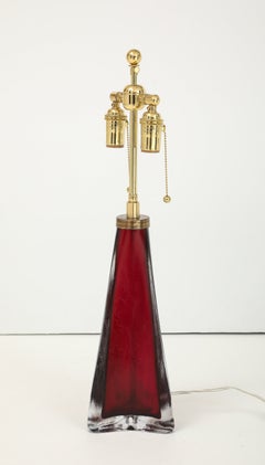 Lámpara grande de cristal esmerilado rojo rubí, diseñada por Carl Fagerlund para Orrefors.