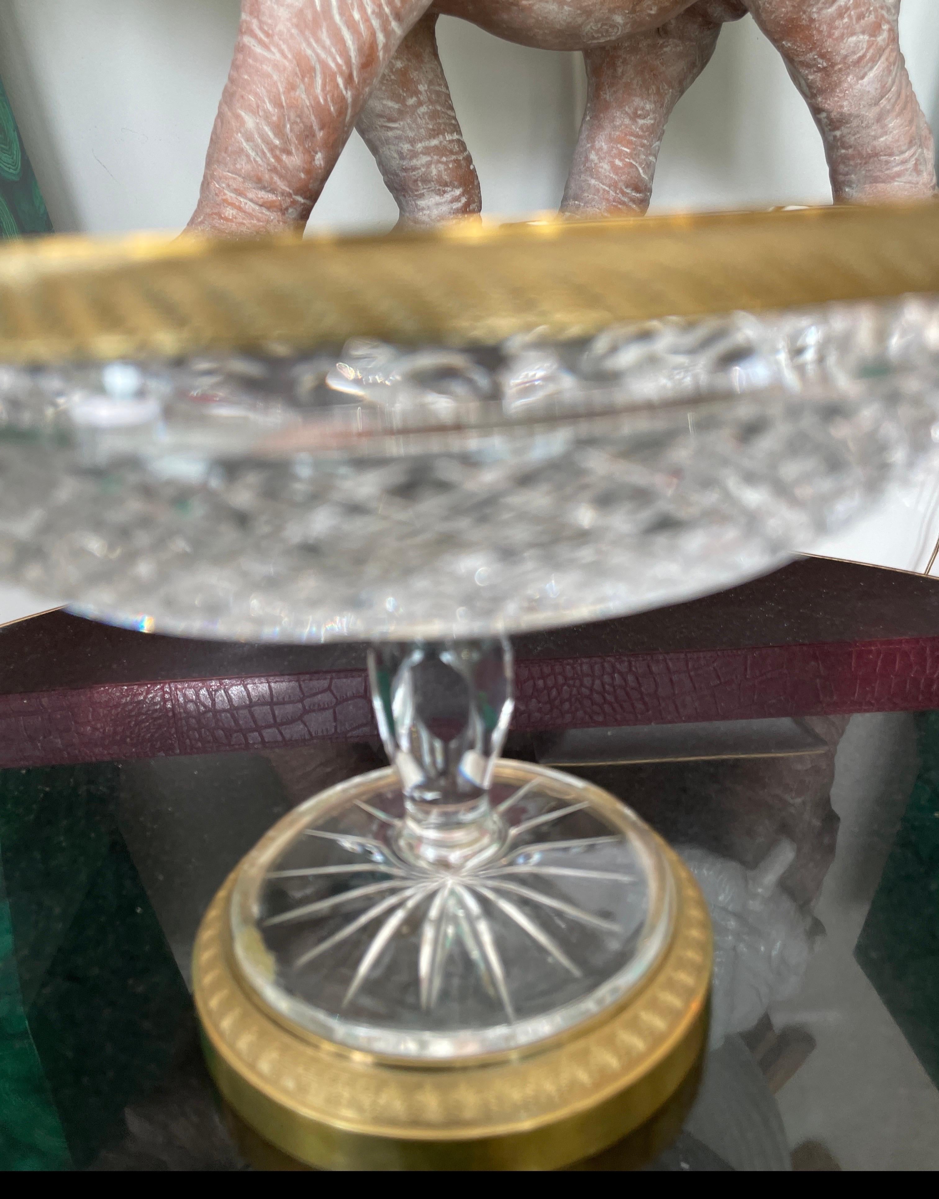 Tazza aus französischem Kristall und Dore-Bronze im Zustand „Gut“ im Angebot in West Palm Beach, FL
