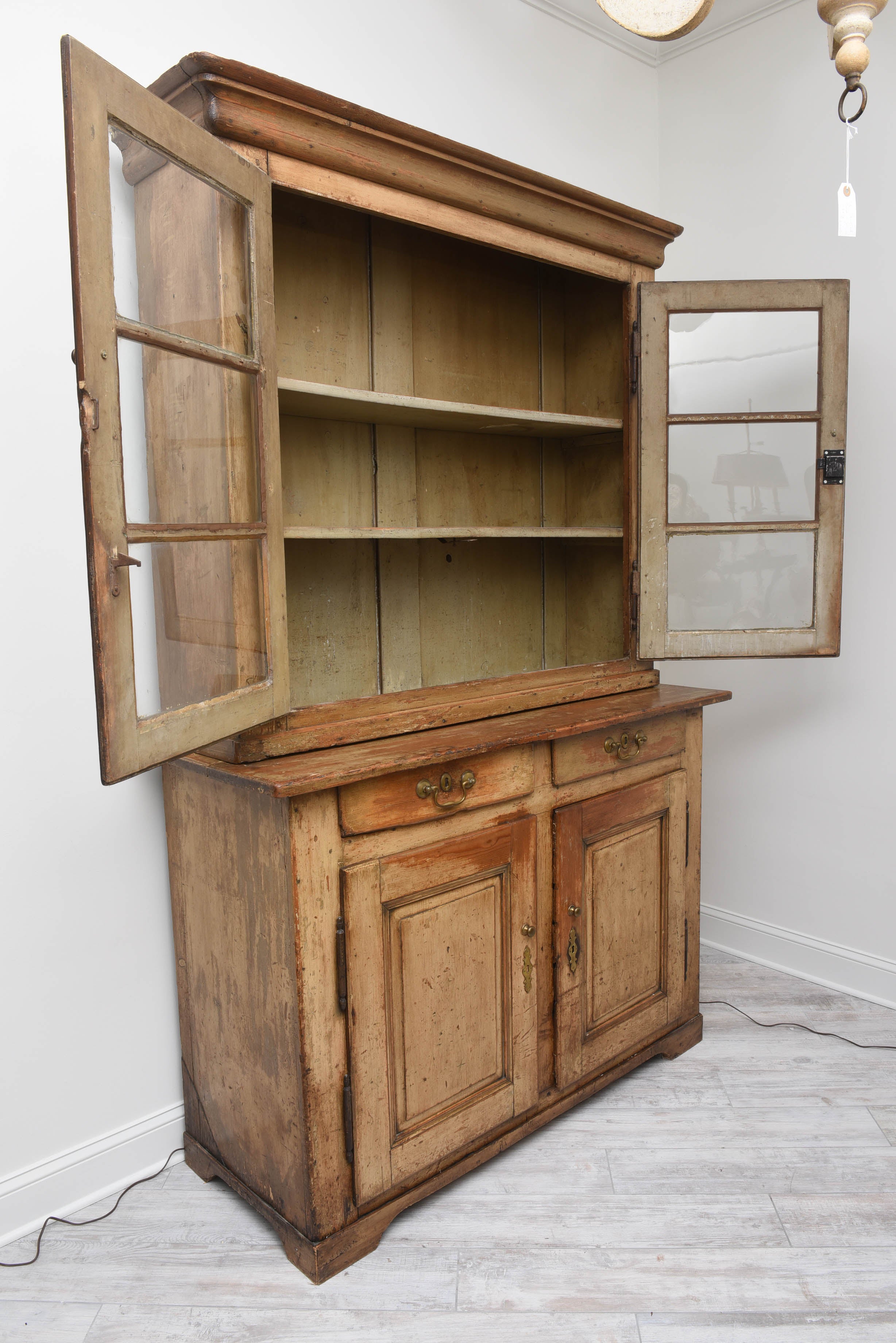 American 19th Century Country Pine Cupboard