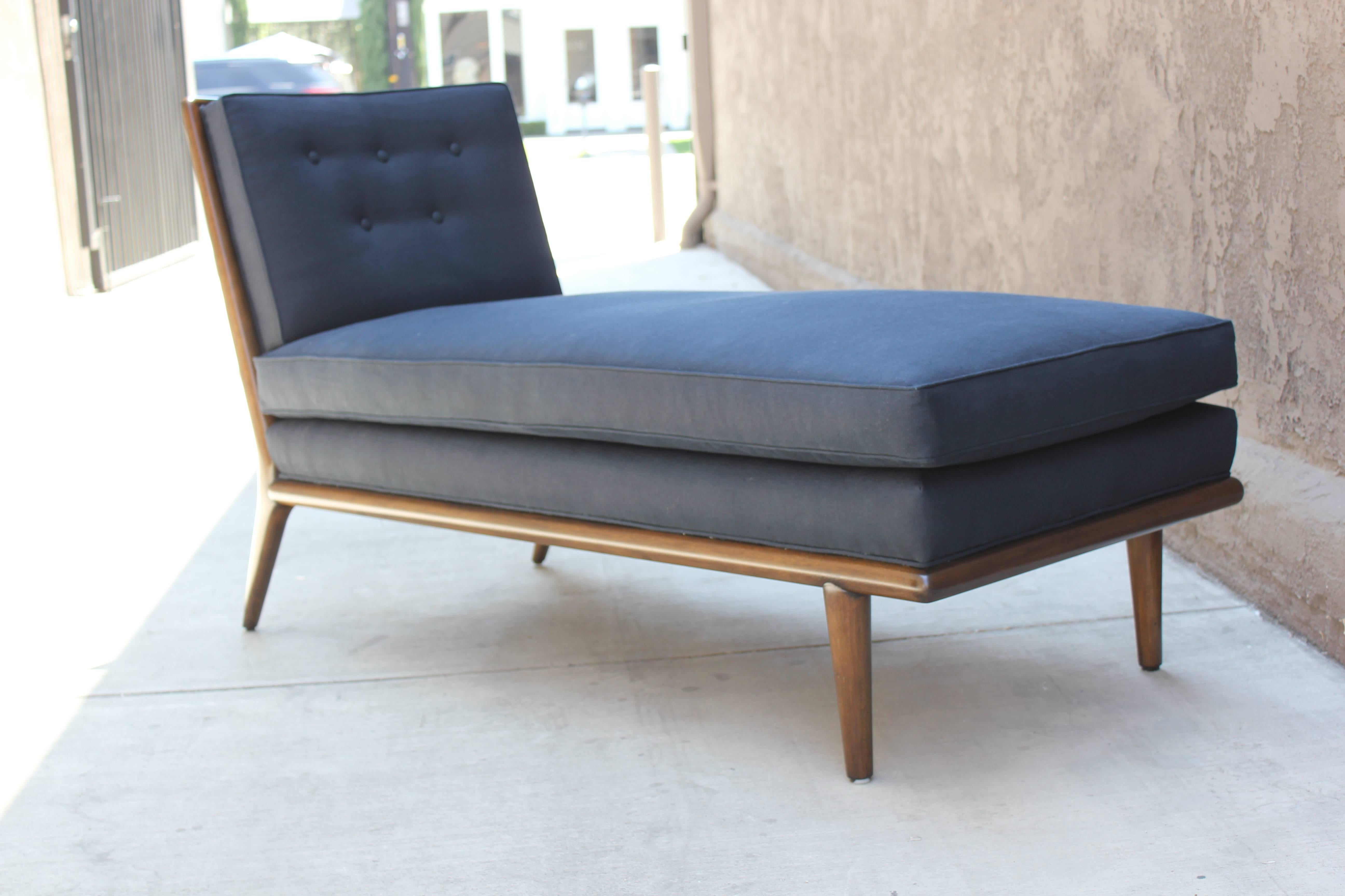 T.H. Robsjohn-Gibbings Chaise Longues In Excellent Condition In Los Angeles, CA
