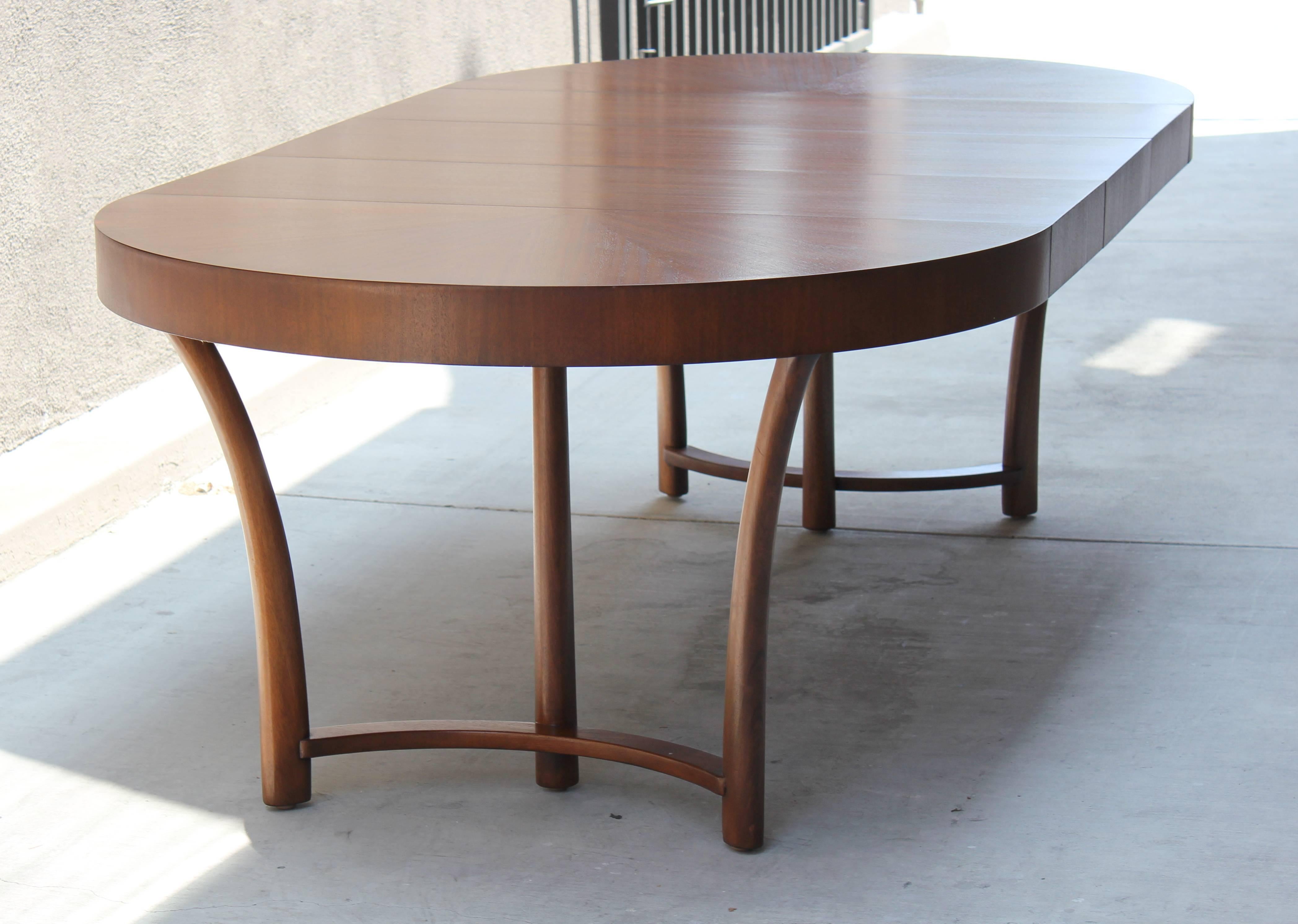 American T.H. Robsjohn-Gibbings Style Dining Table By Widdicomb, circa 1938 For Sale