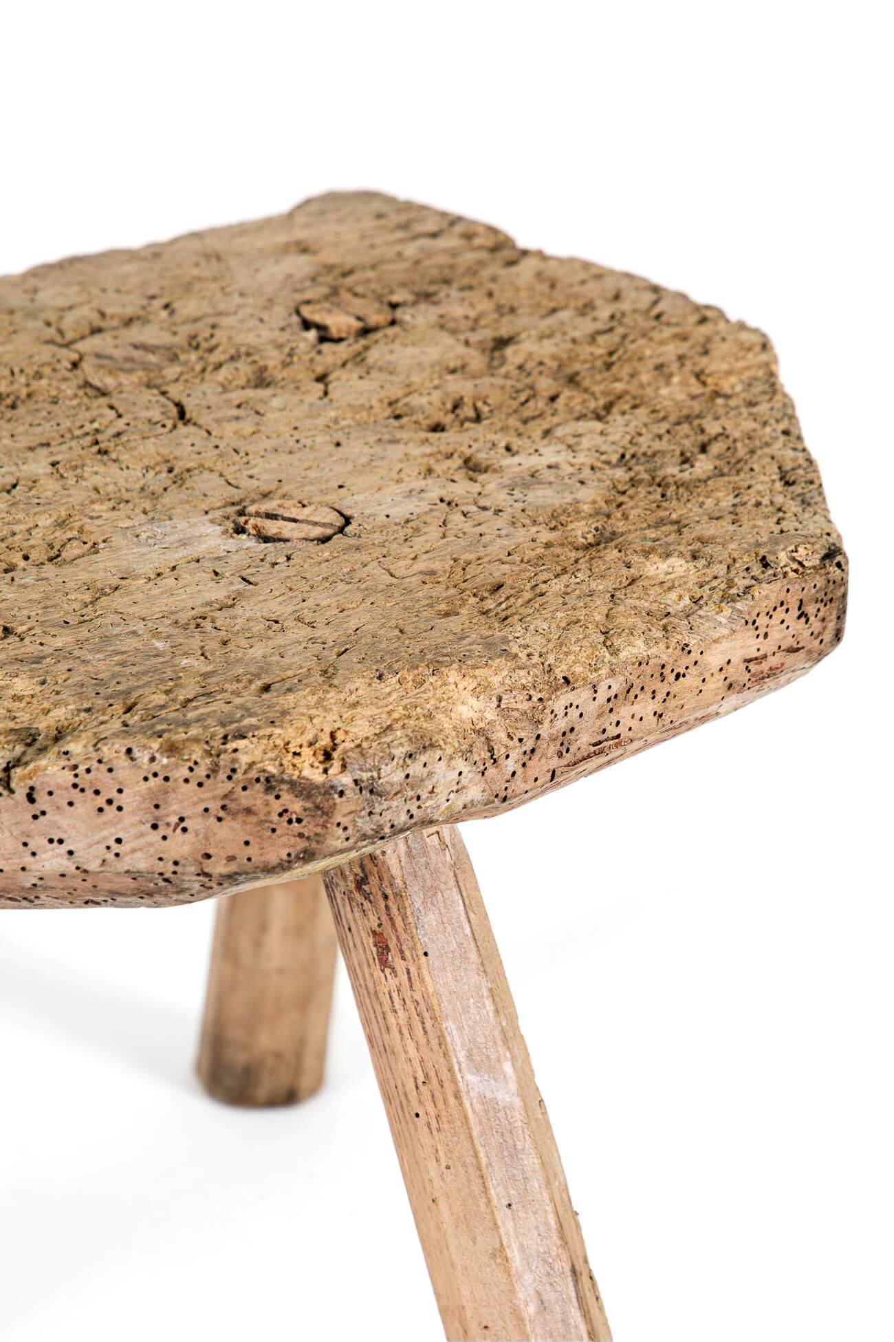 Sgabello rustico in olmo Welsh in vendita 2