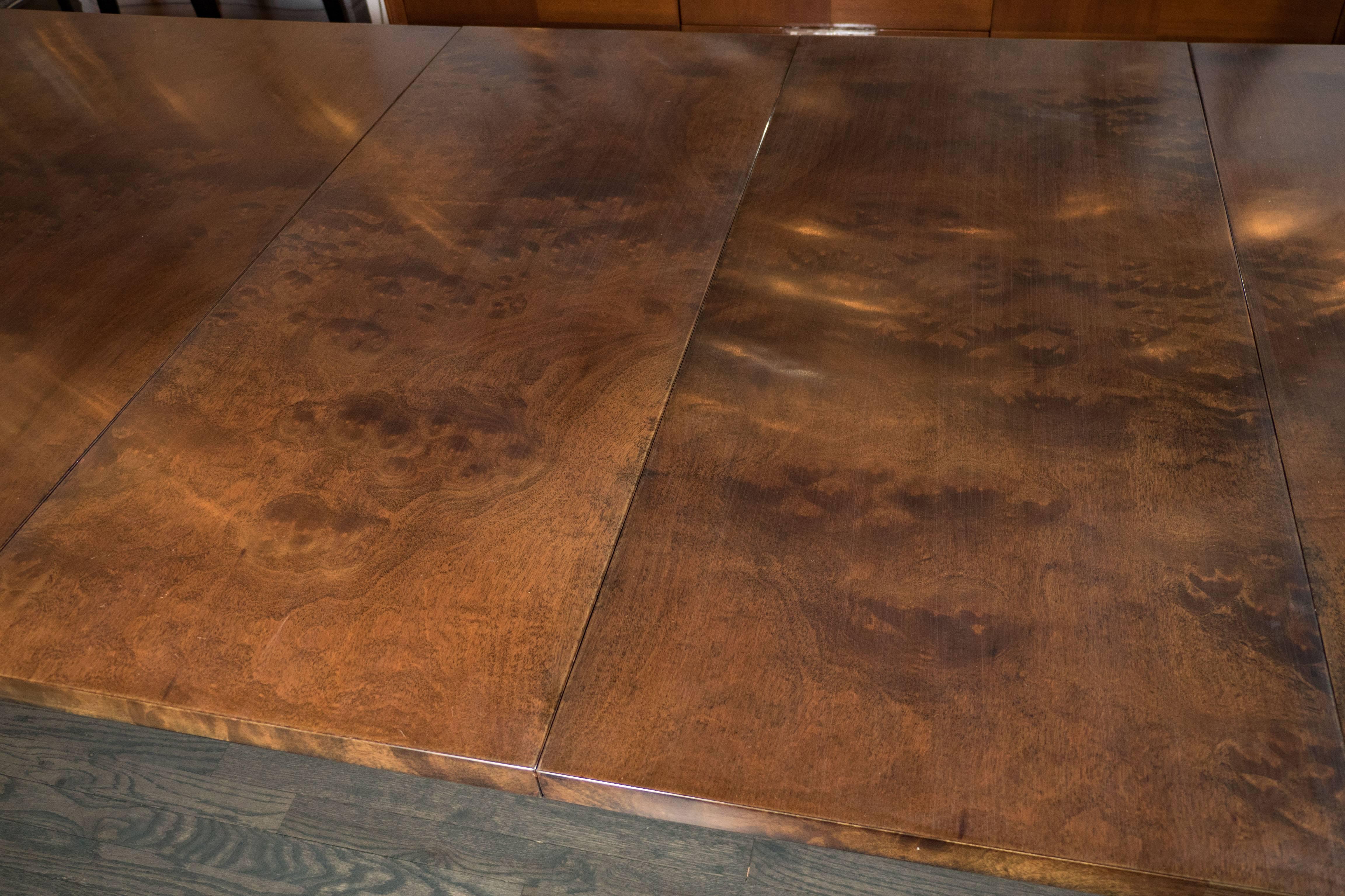 Extendable Parabolic Dining Table in Burled Walnut by Harold Schwartz In Excellent Condition In New York, NY