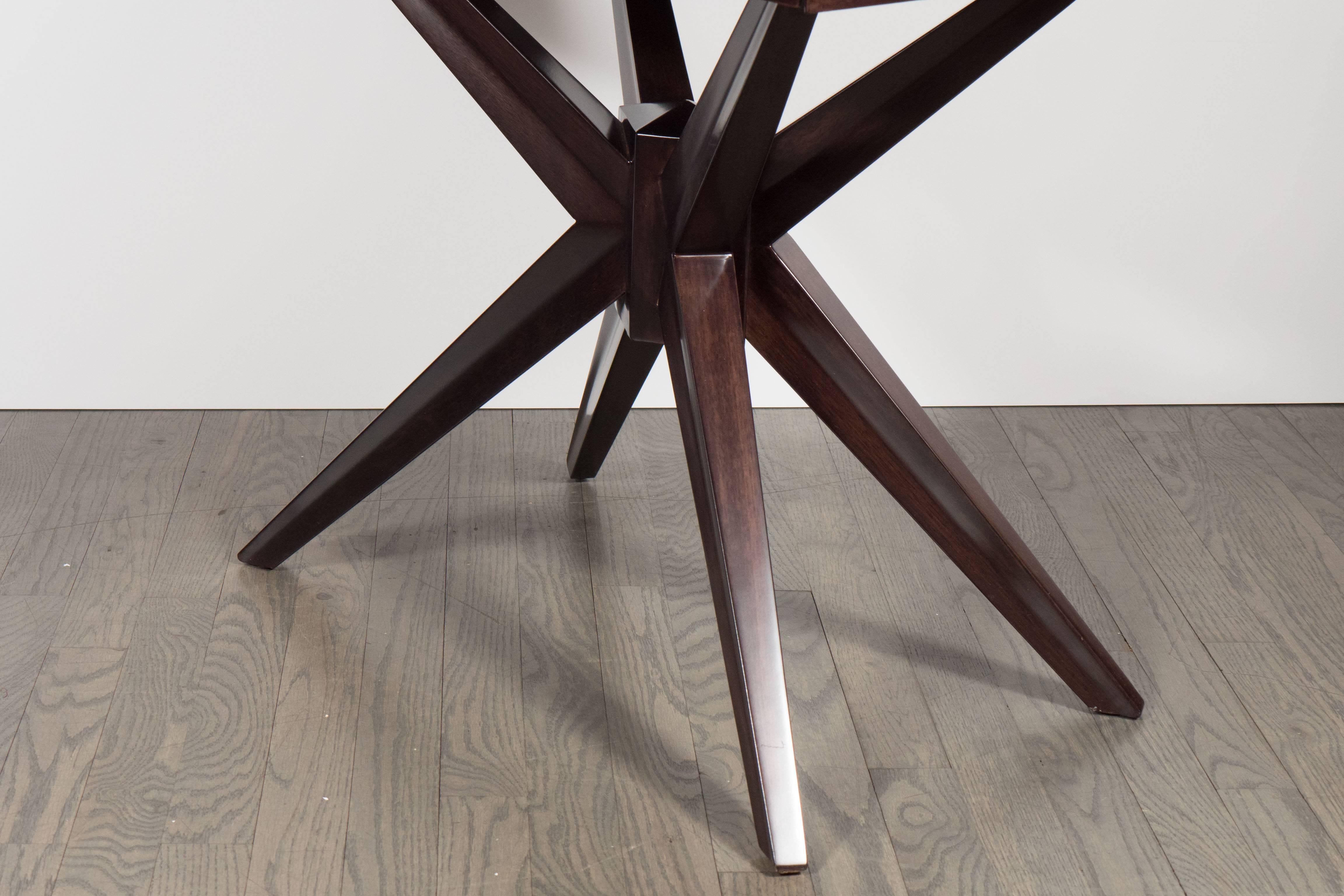 Mid-Century Splayed Leg X-Base Sculptural End Table in Ebonized Walnut In Excellent Condition In New York, NY