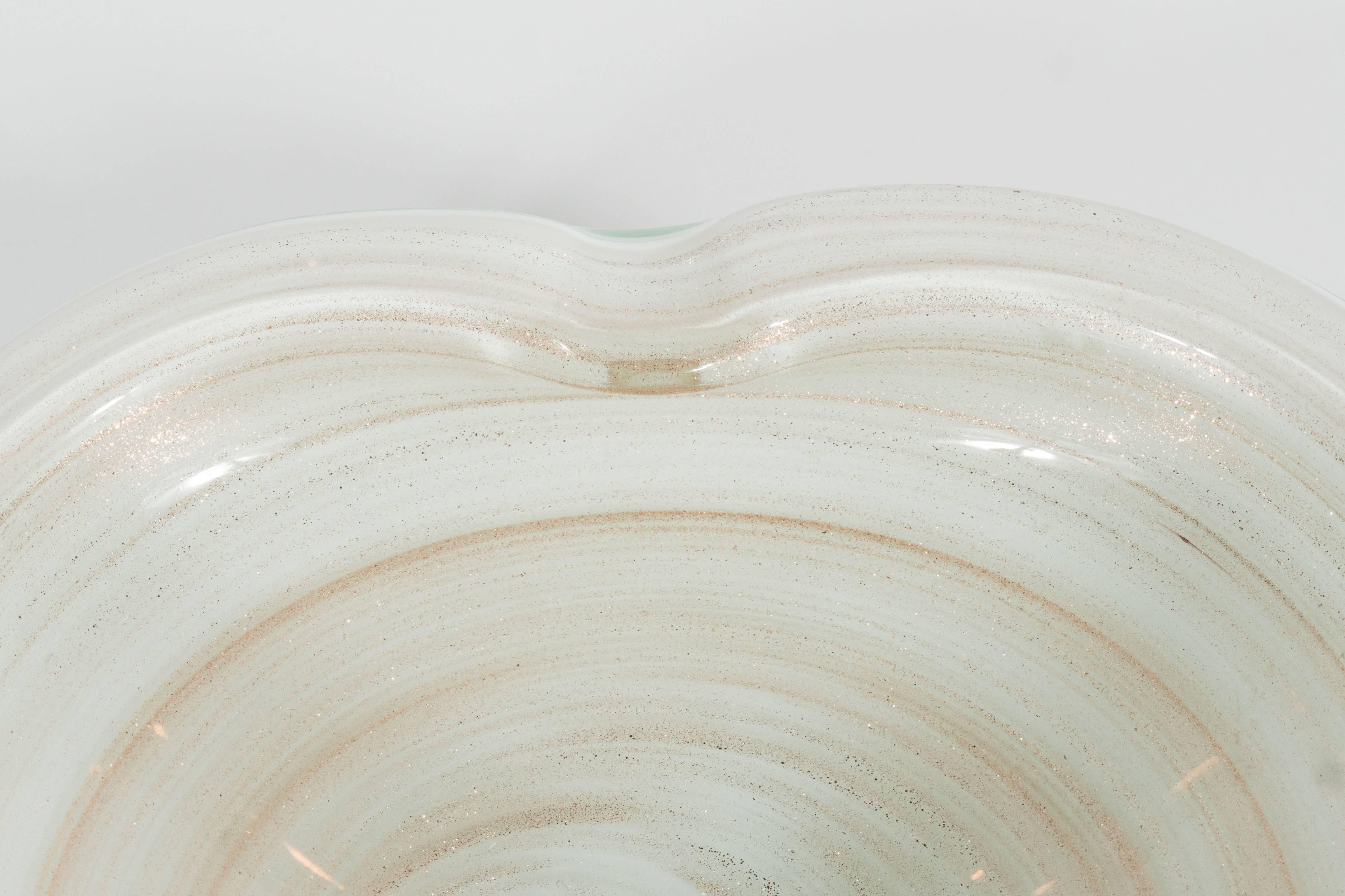 Handblown Murano Glass Ashtray in Hues of Ivory and Cream In Excellent Condition In New York, NY