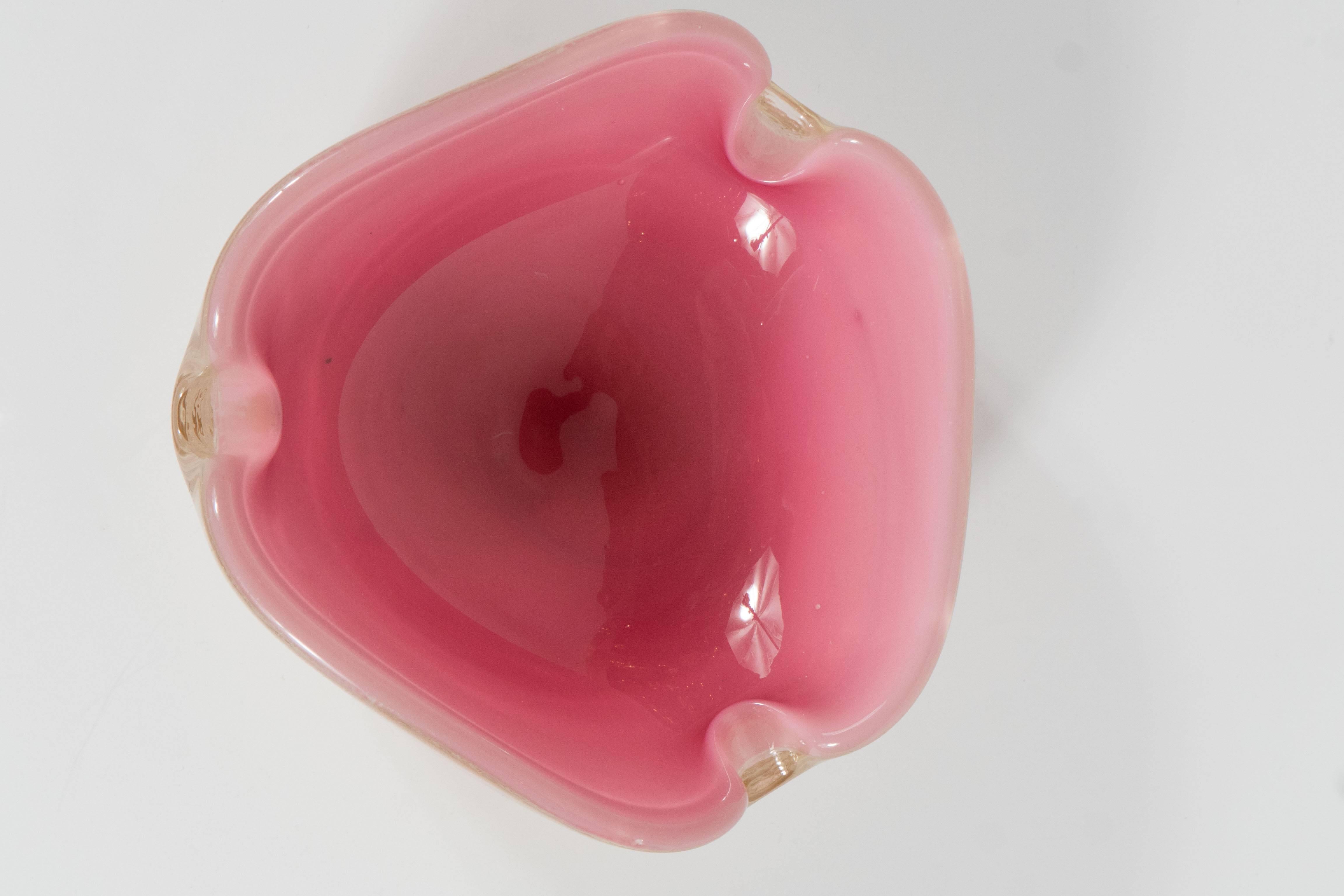 Handblown Murano Glass Ashtray in Hues of Rose and Pink with Yellow Gold In Excellent Condition In New York, NY