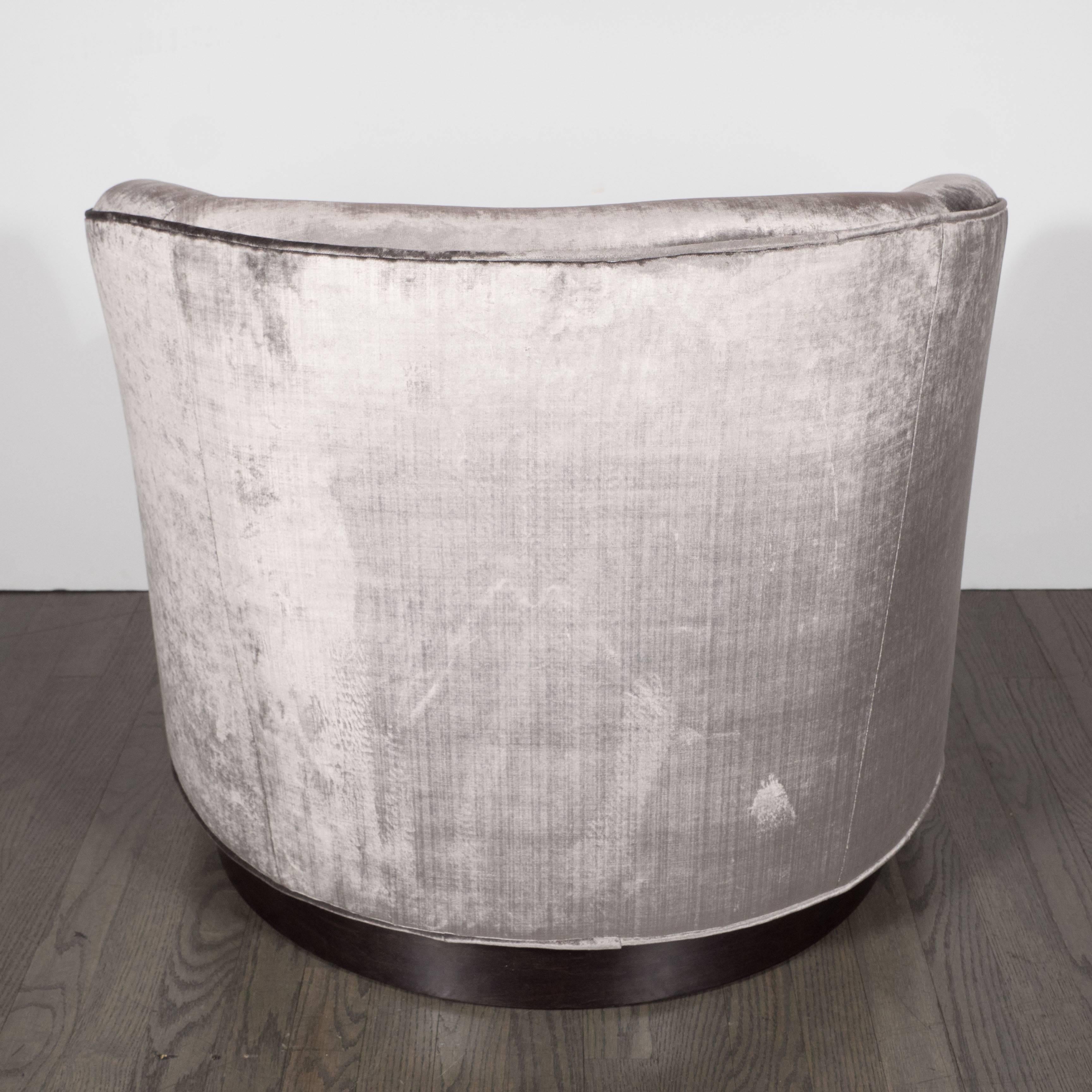Mid-Century Modern Milo Baughman Swivel Chair in Platinum Grey Velvet with Ebonized Walnut Base