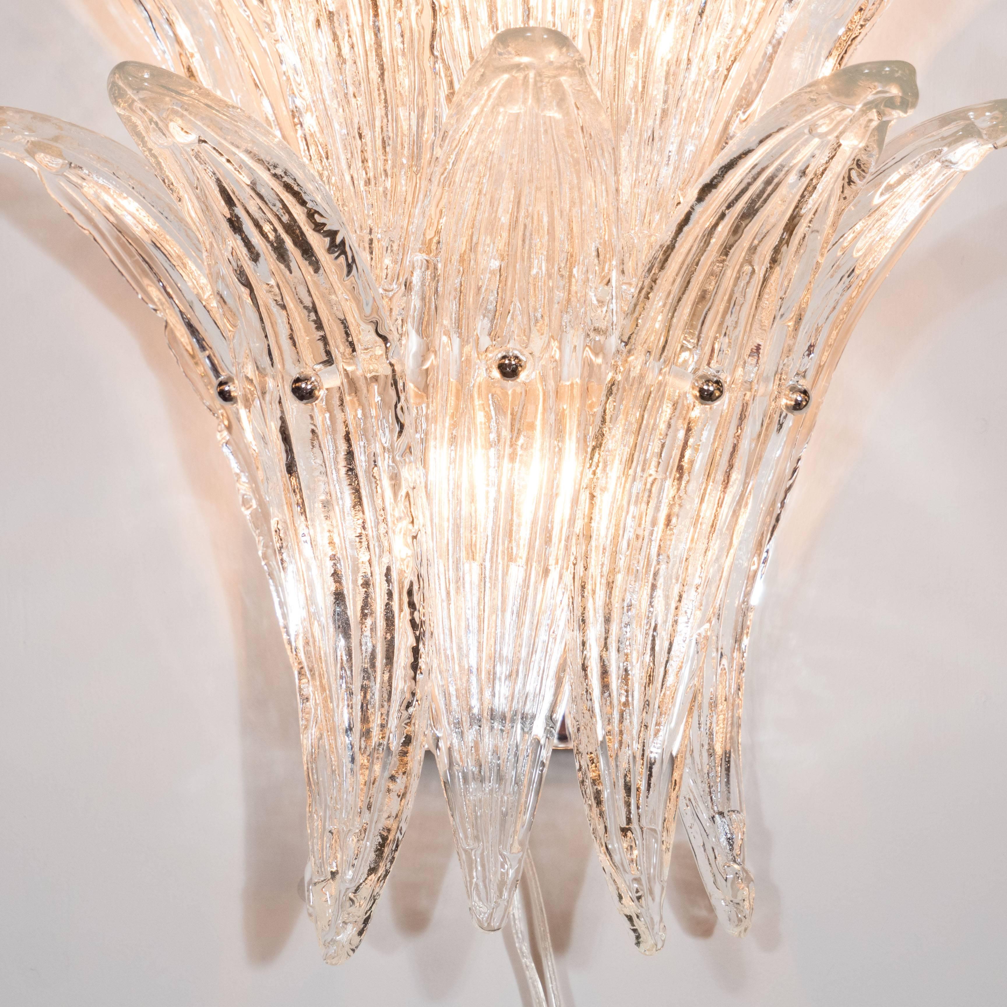 Gorgeous Pair of Mid-Century Two-Tier Palma Sconces in Clear Murano Glass In Excellent Condition For Sale In New York, NY