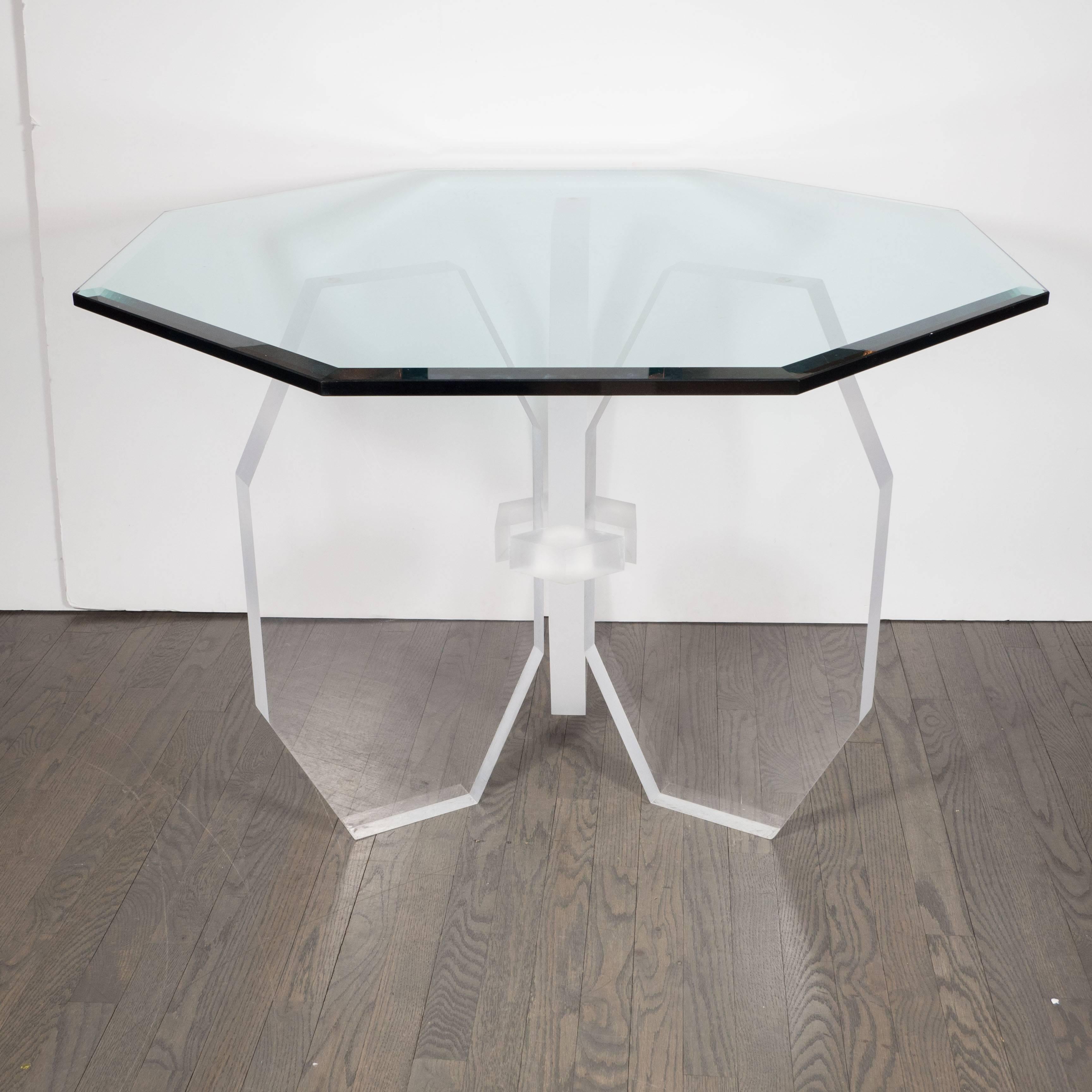 American Mid-Century Modernist Sculptural Faceted Lucite and Bevelled Glass Dining Table 