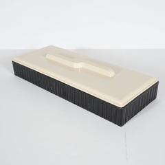 Striking Art Deco Bakelite Box with Streamlined Machine Age Lid, USA, circa 1935