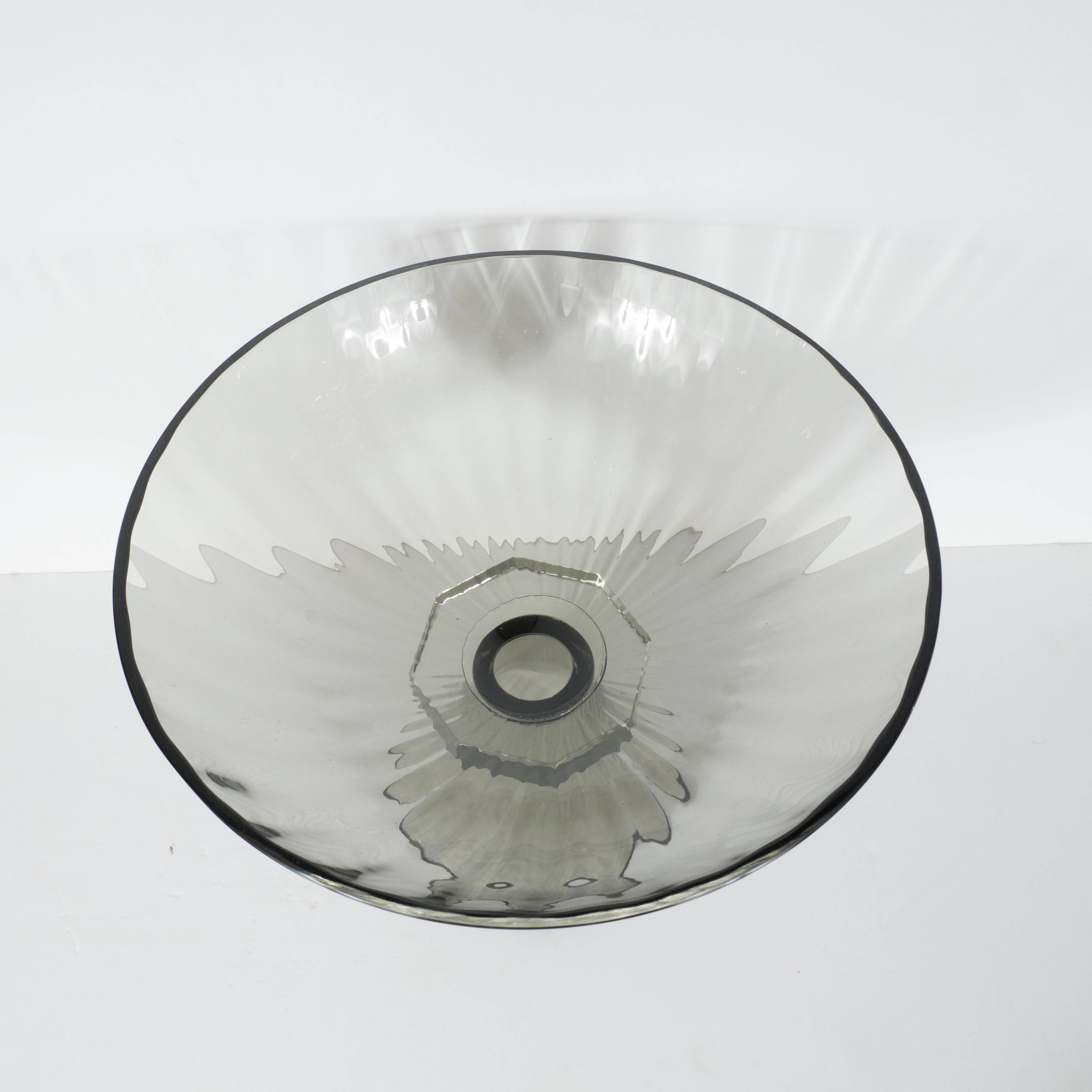 Murano Glass Modernist Bowl or Vase in Handblown Smoked Glass In Excellent Condition In New York, NY