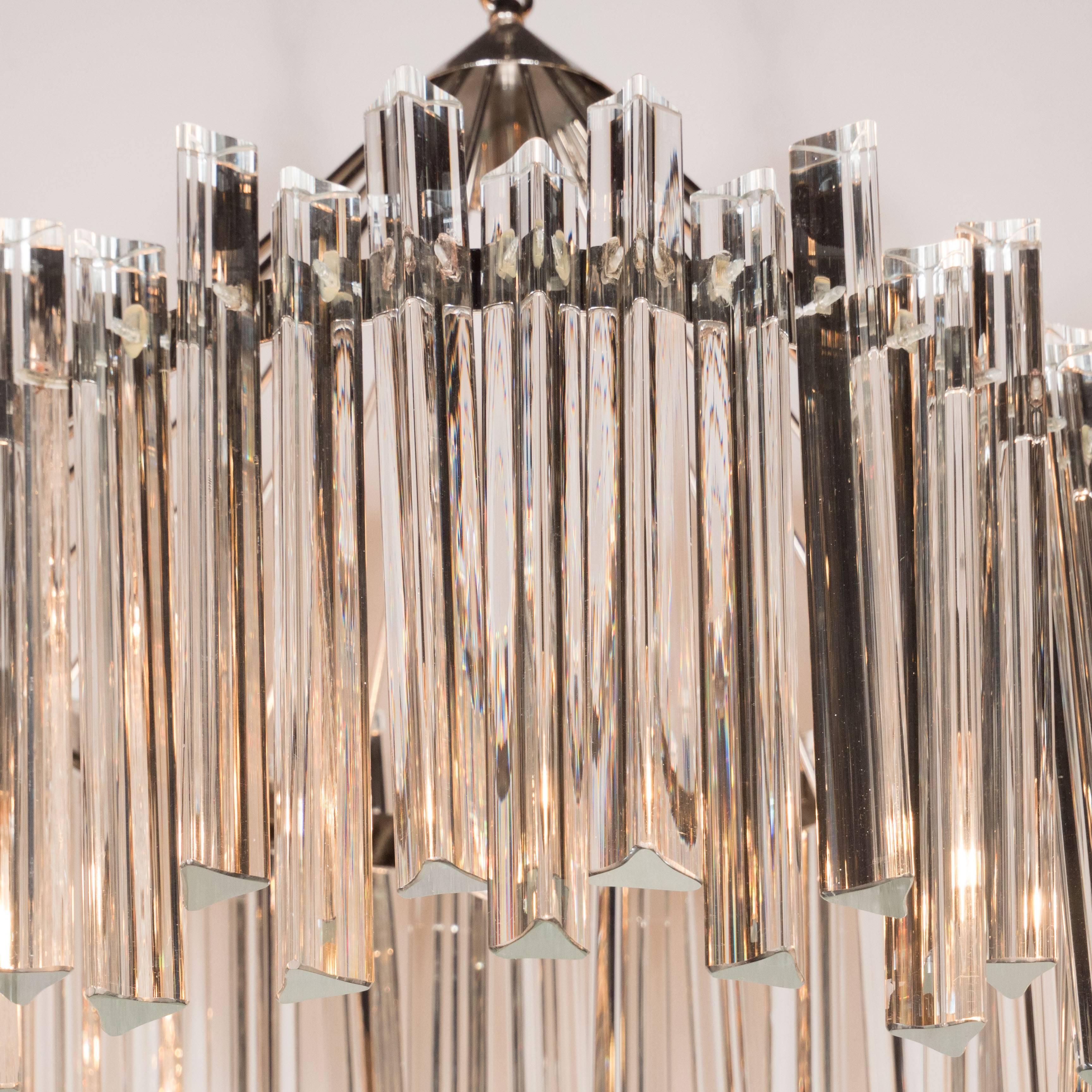 Sophisticated Mid-Century Single-Tier Stepped Triedre Chandelier by Camer In Excellent Condition In New York, NY